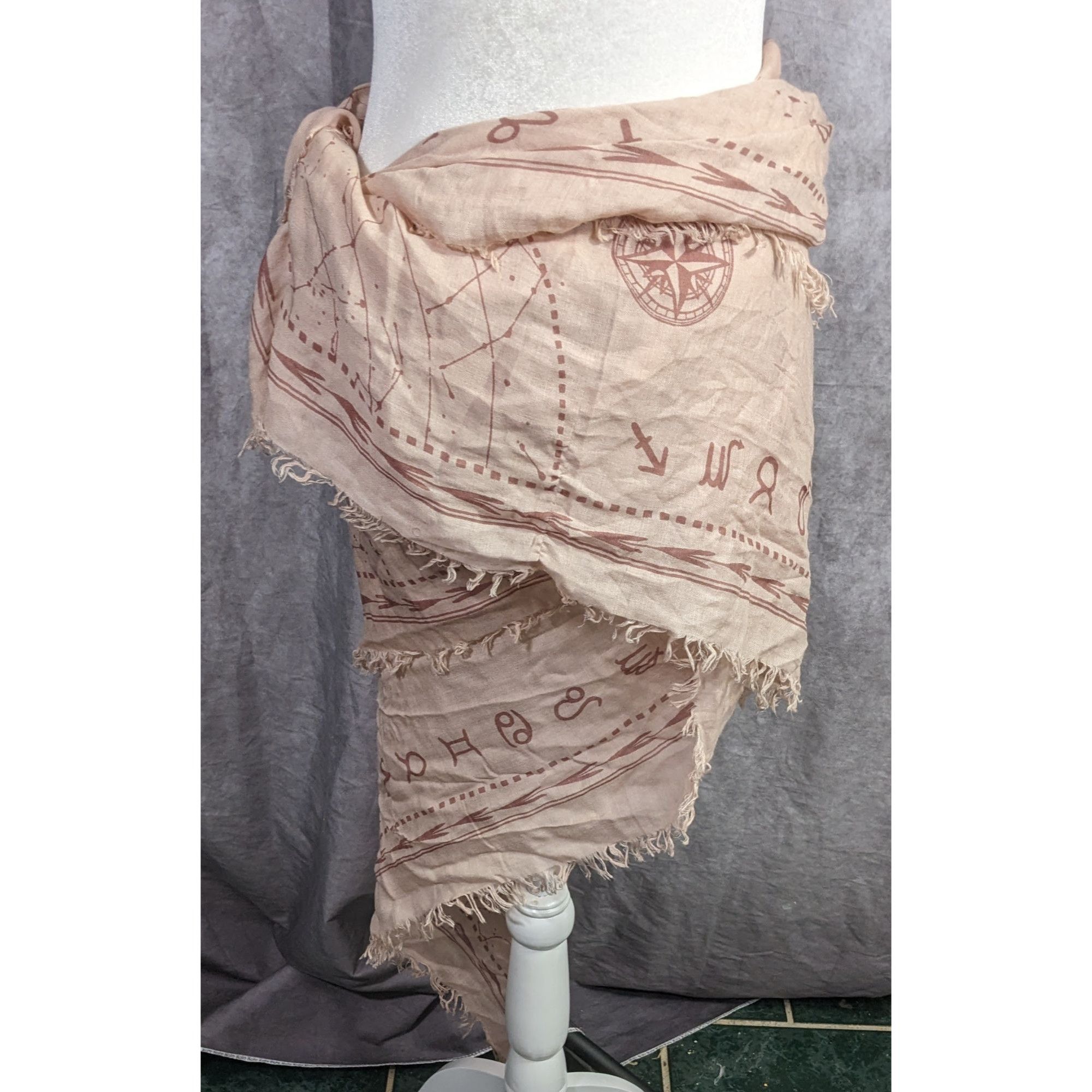 Bcbgmaxazria BCBGMaxAzria Bare Pink Constellation Print Scarf Wrap Size ONE SIZE - 12 Thumbnail