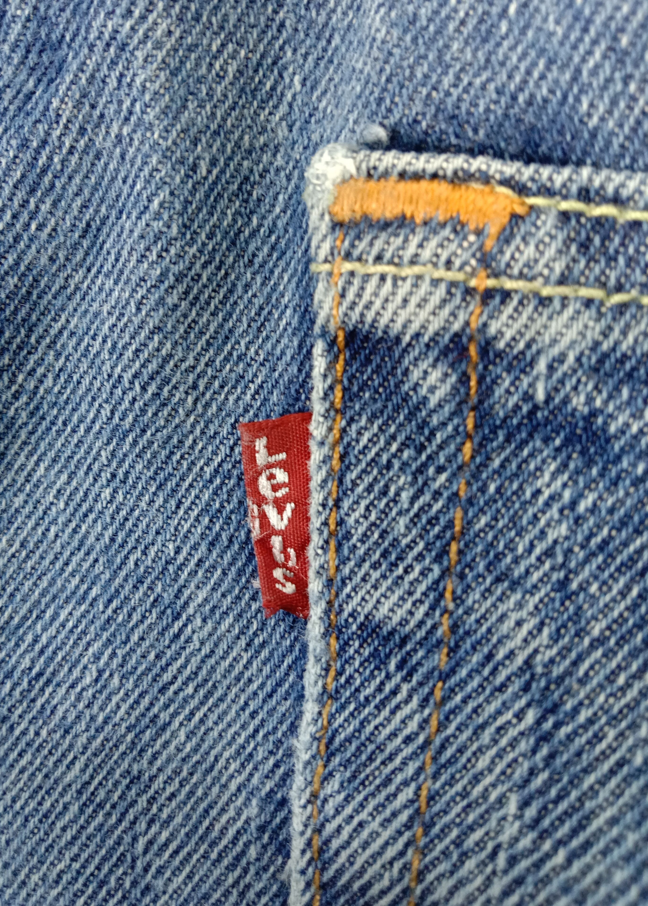 Levi's Vintage Levi's 505 Jeans Regular Fit Denim Size US 36 / EU 52 - 11 Thumbnail