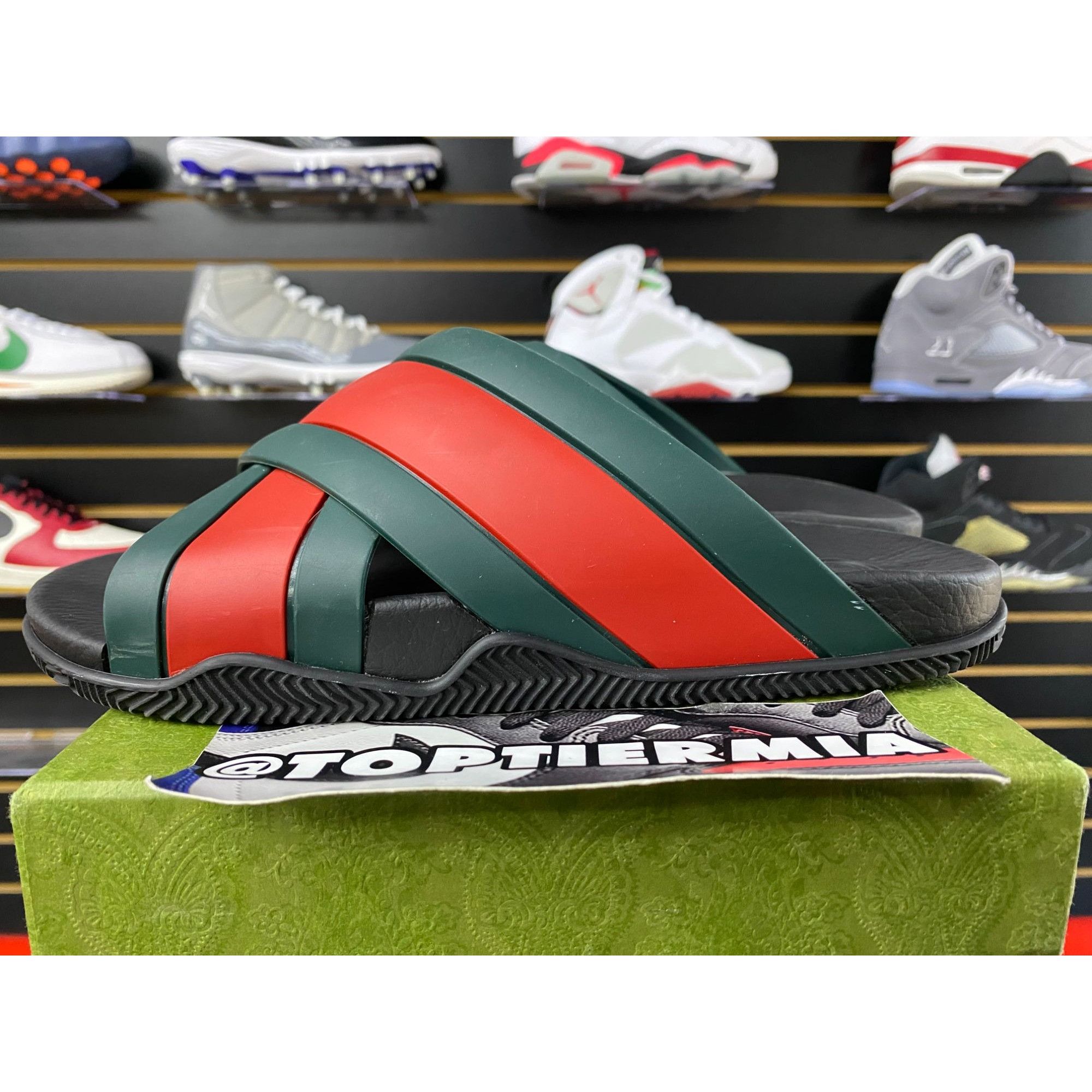 Gucci GUCCI RUBBER WEB CRISSCROSS SLIDES GREEN RED SZ 7 Size US 7 / EU 40 - 5 Thumbnail