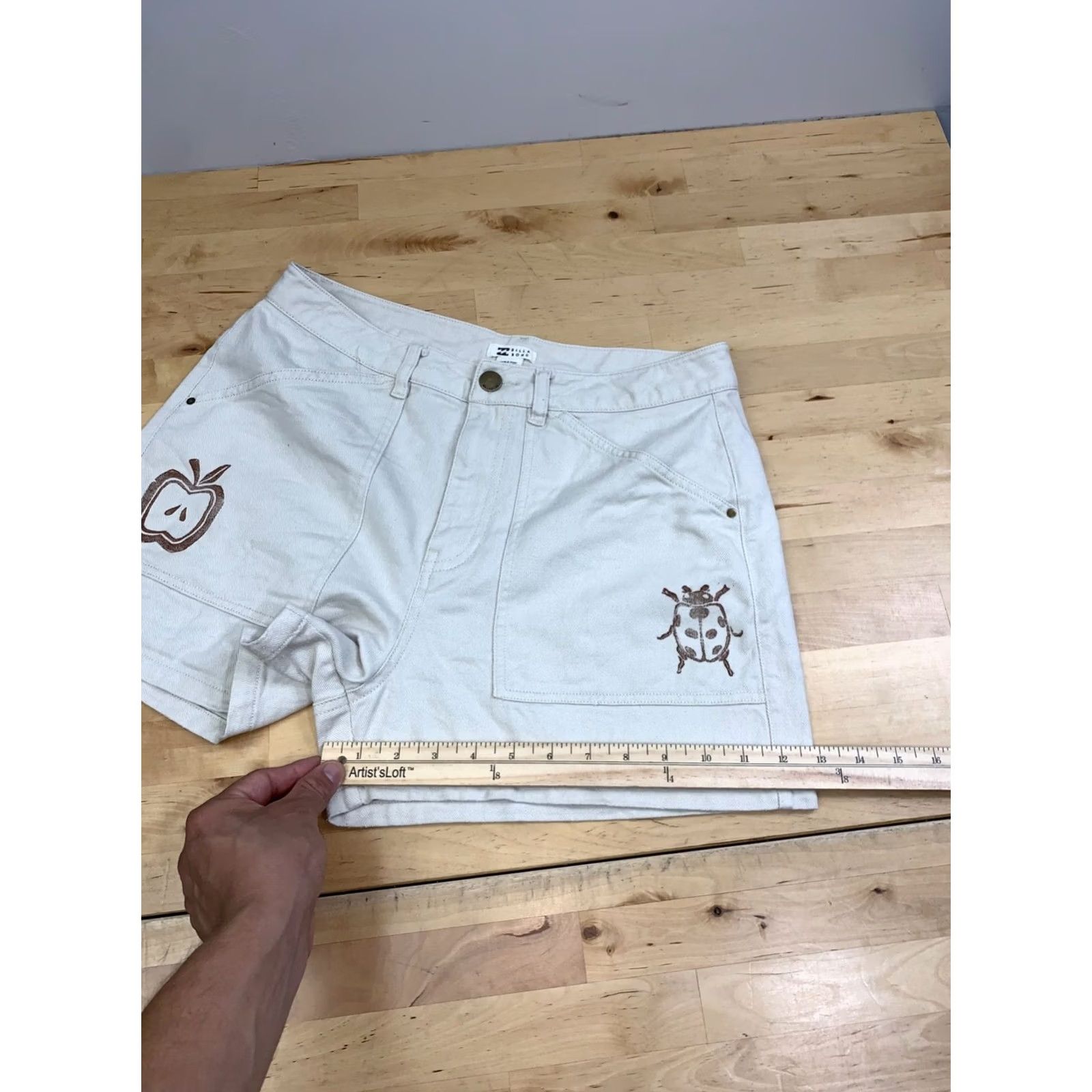 Billabong Billabong Shorts Women 28 Beige Bermuda Casual Beach Surf Skate 3" Inseam 13156 Size 28" / US 6 / IT 42 - 7 Thumbnail