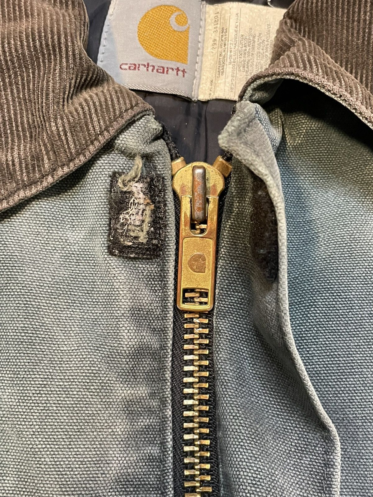 Carhartt J22 Vintage Hunter Green Faded Distressed Carhartt Jacket Size US L / EU 52-54 / 3 - 3 Thumbnail
