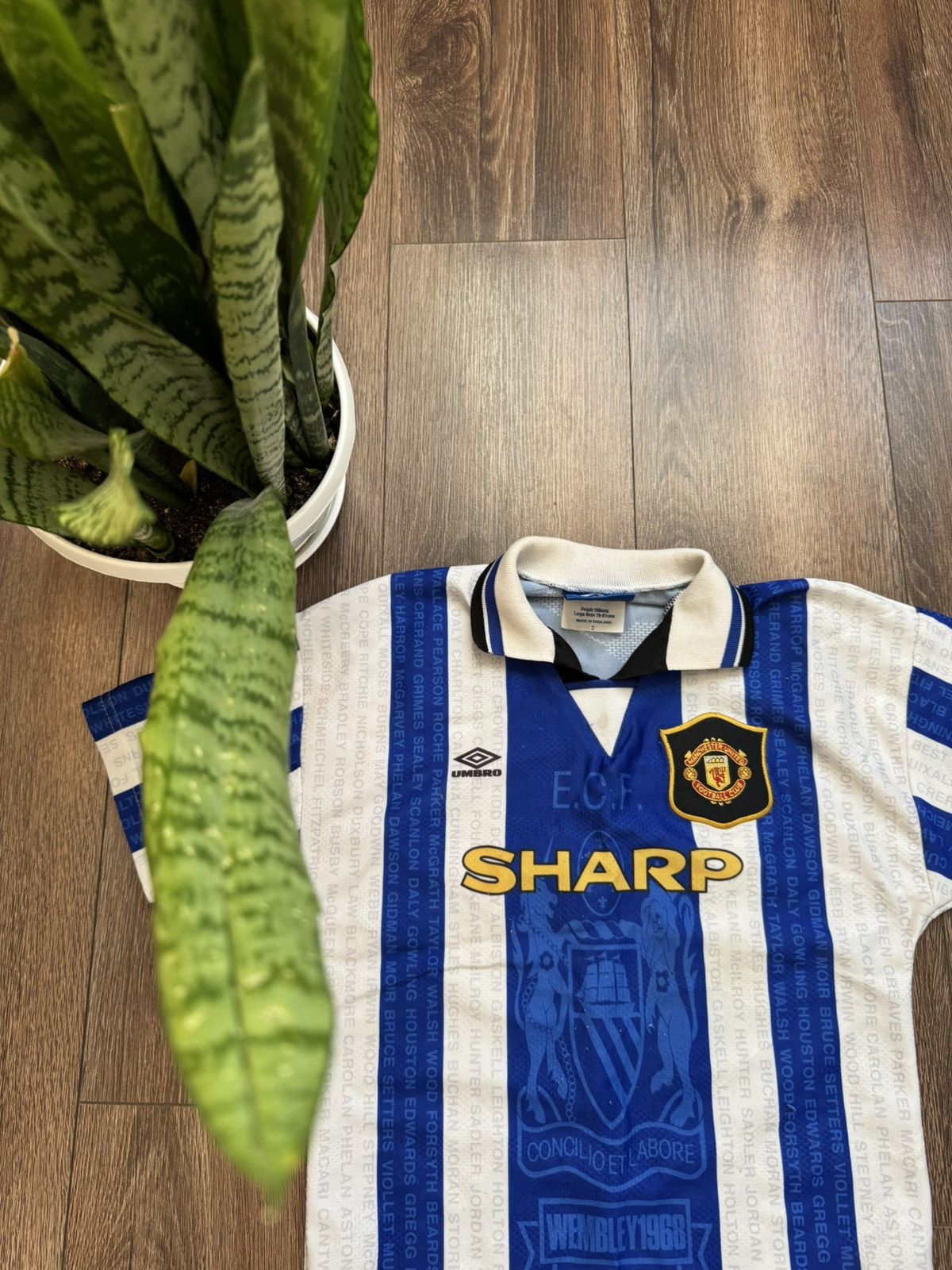 Umbro Boys Kids Umbro Manchester United 1994 1995 Third Football Soccer Shirt Jersey Size US L / EU 52-54 / 3 - 2 Thumbnail