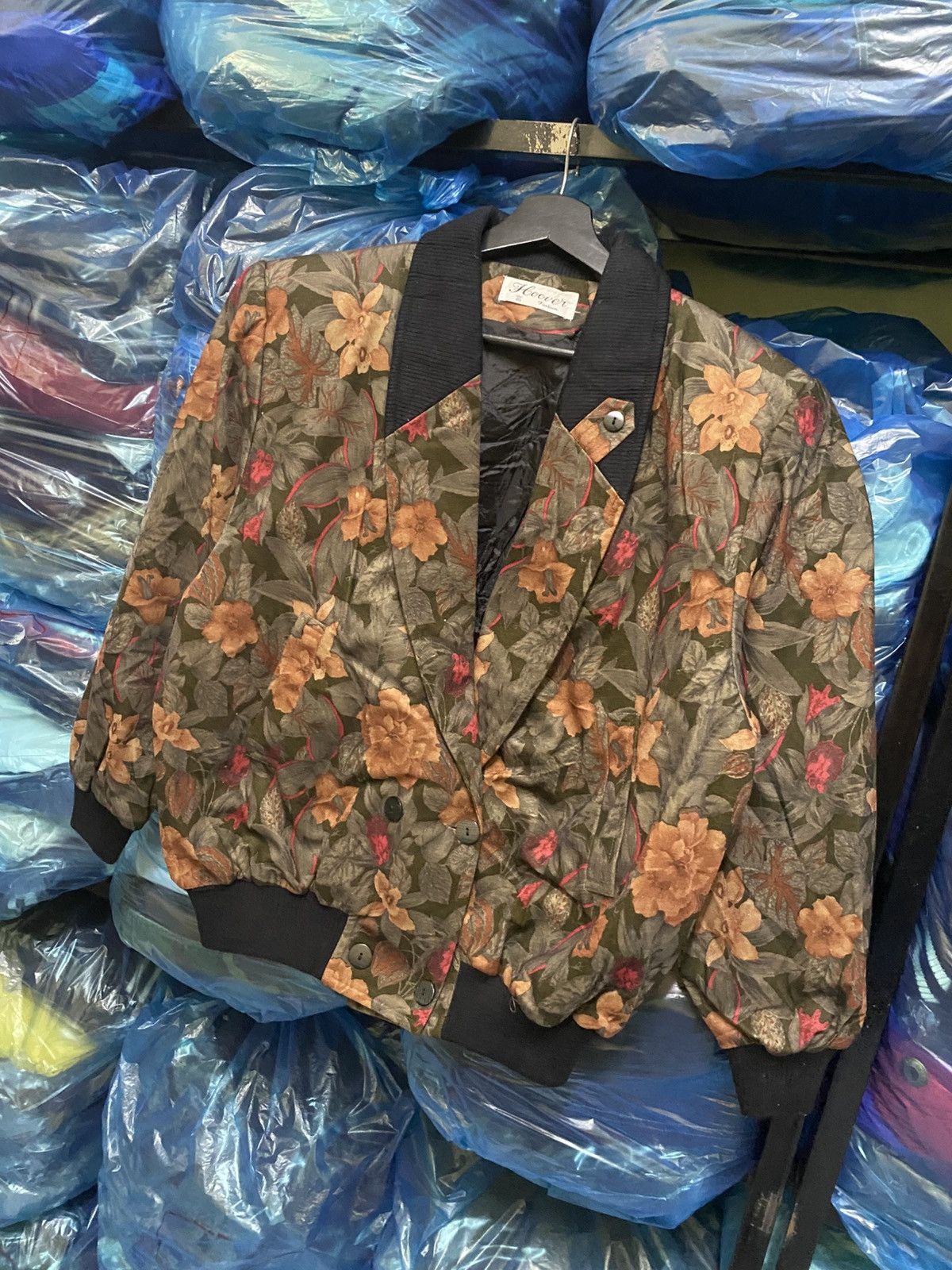 Vintage VINTAGE HOOVER ALL OVER PRINT FLOWER JACKET Size US M / EU 48-50 / 2 - 2 Thumbnail