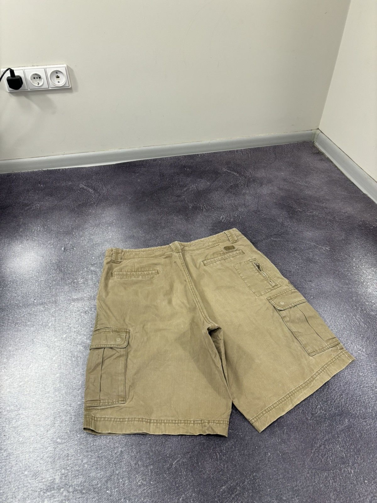 Dockers Vintage Dockers Y2K Utility Military Style Hype Cargo Shorts Size US 36 / EU 52 - 11 Thumbnail