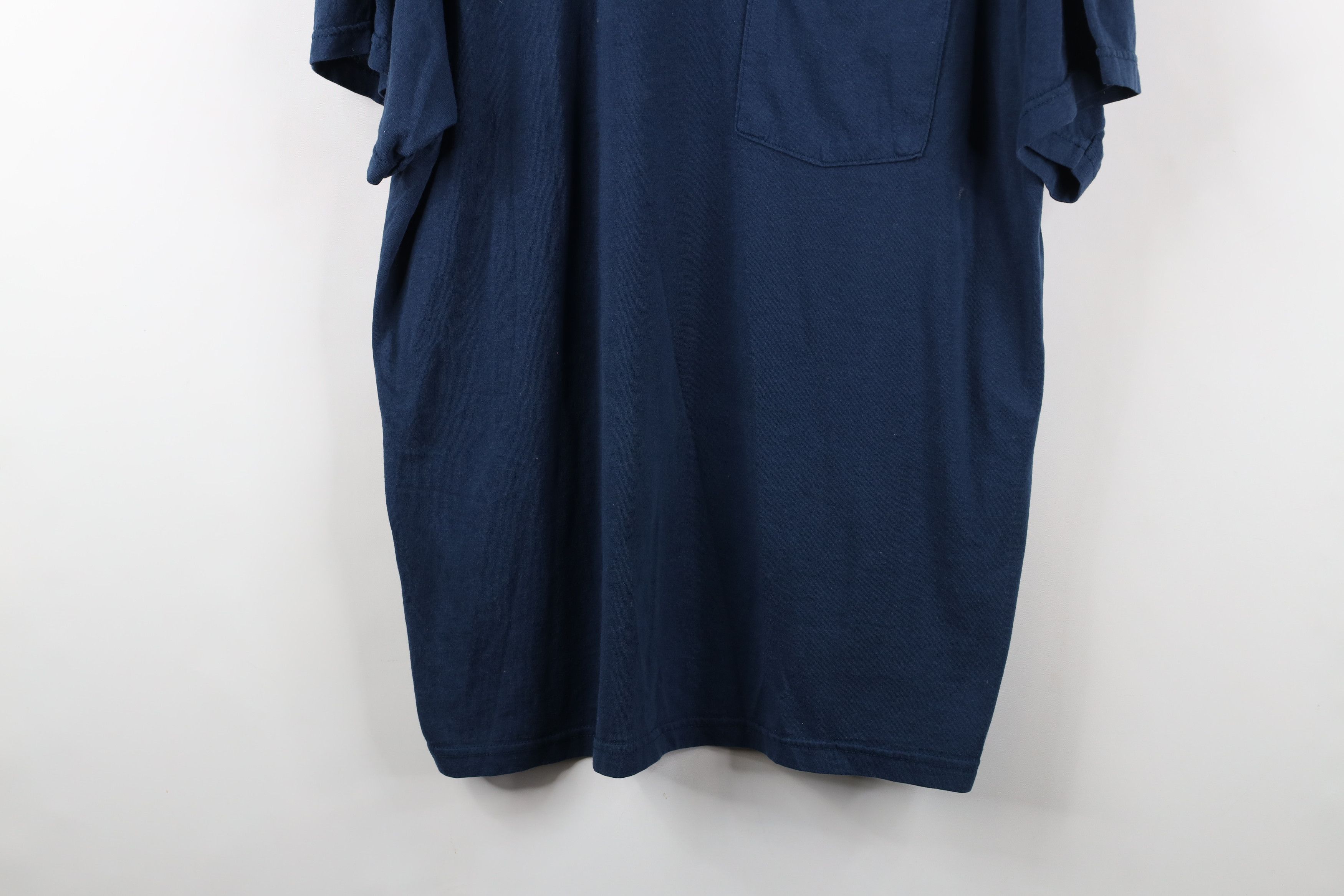Vintage Vintage 90s Streetwear Thin Short Sleeve Pocket T-Shirt Blue Size US XL / EU 56 / 4 - 3 Thumbnail