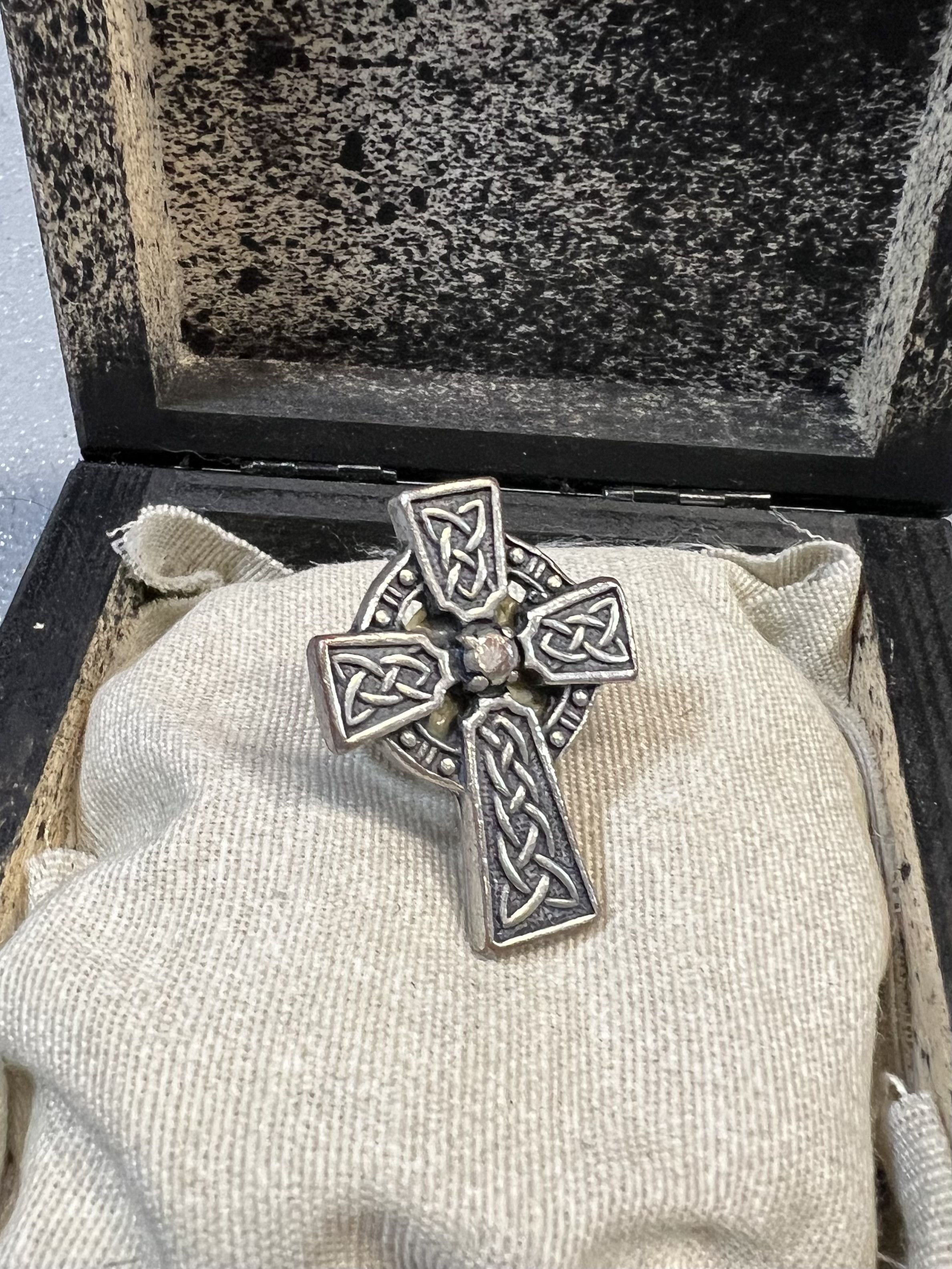 Vintage Vintage Celtic Cross ring. Size ONE SIZE - 1 Thumbnail