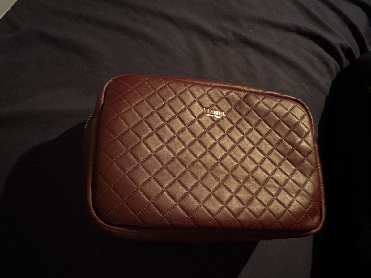 Other Vianel Burgundy Cosmetic Bag Size ONE SIZE - 1 Thumbnail