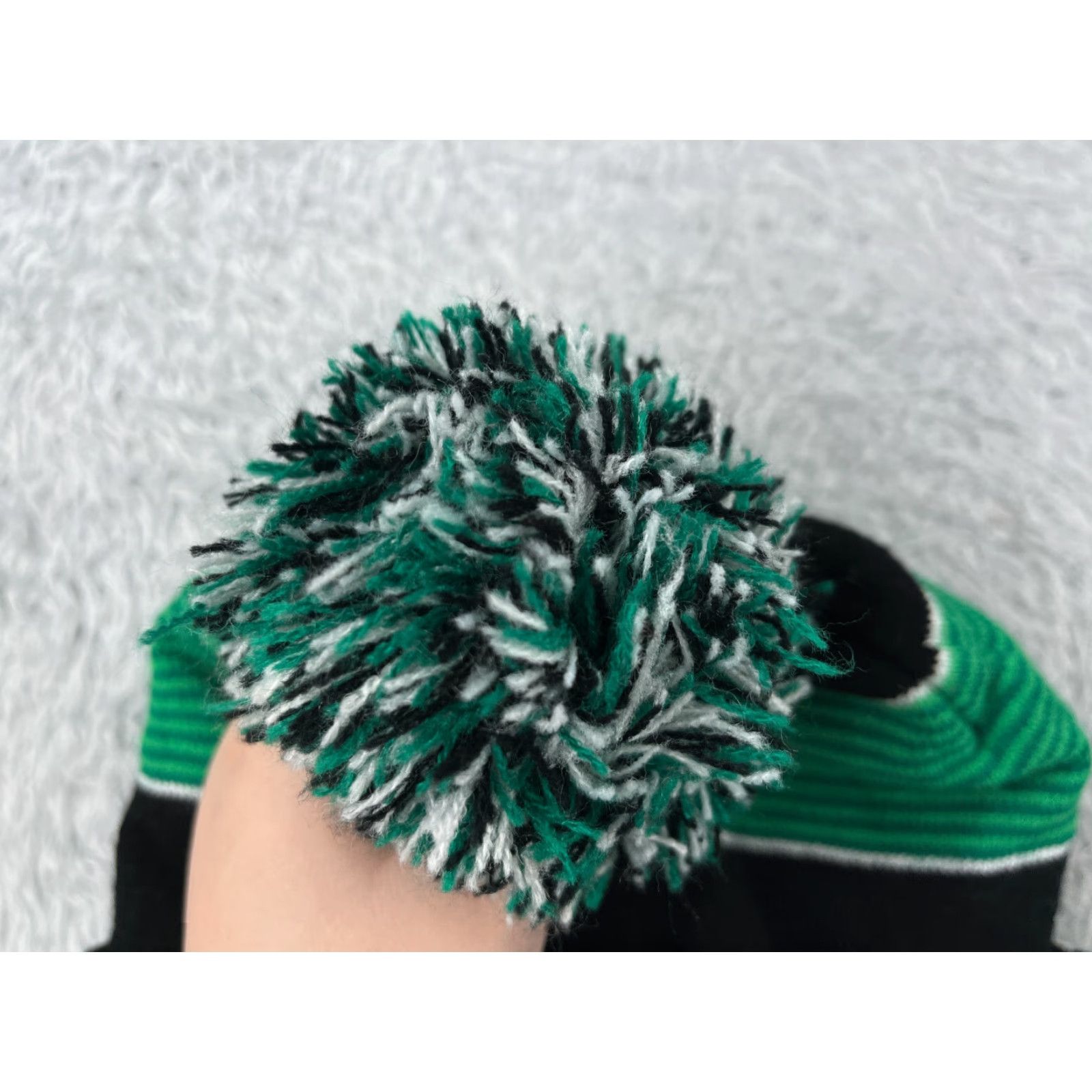 Vintage Midco Sports Beanie Toque Adult One Size Green Black Stripe Knit Acrylic Ski Pom Size ONE SIZE - 4 Thumbnail