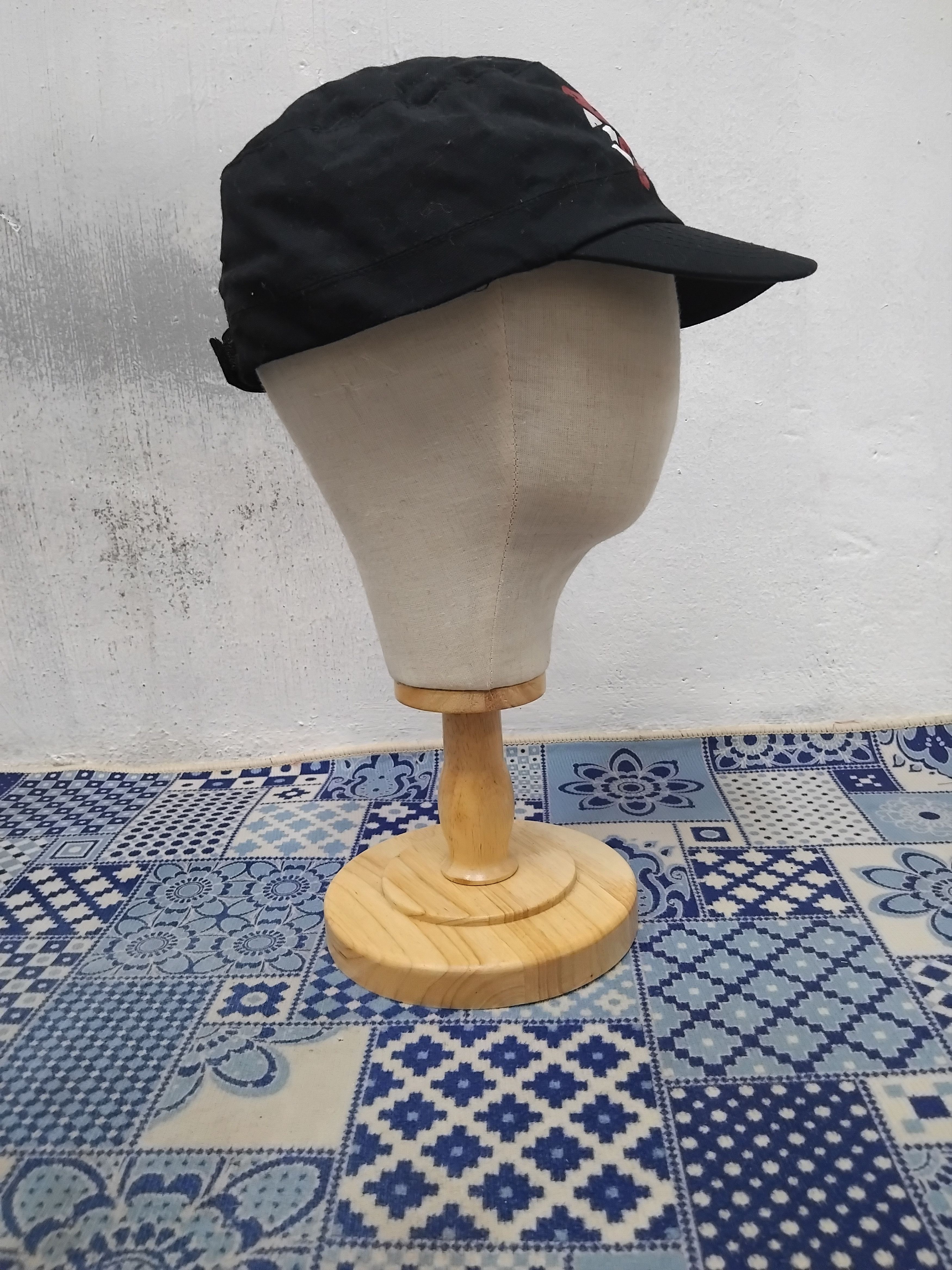 One Piece 💥One piece black colour cap Size ONE SIZE - 6 Thumbnail