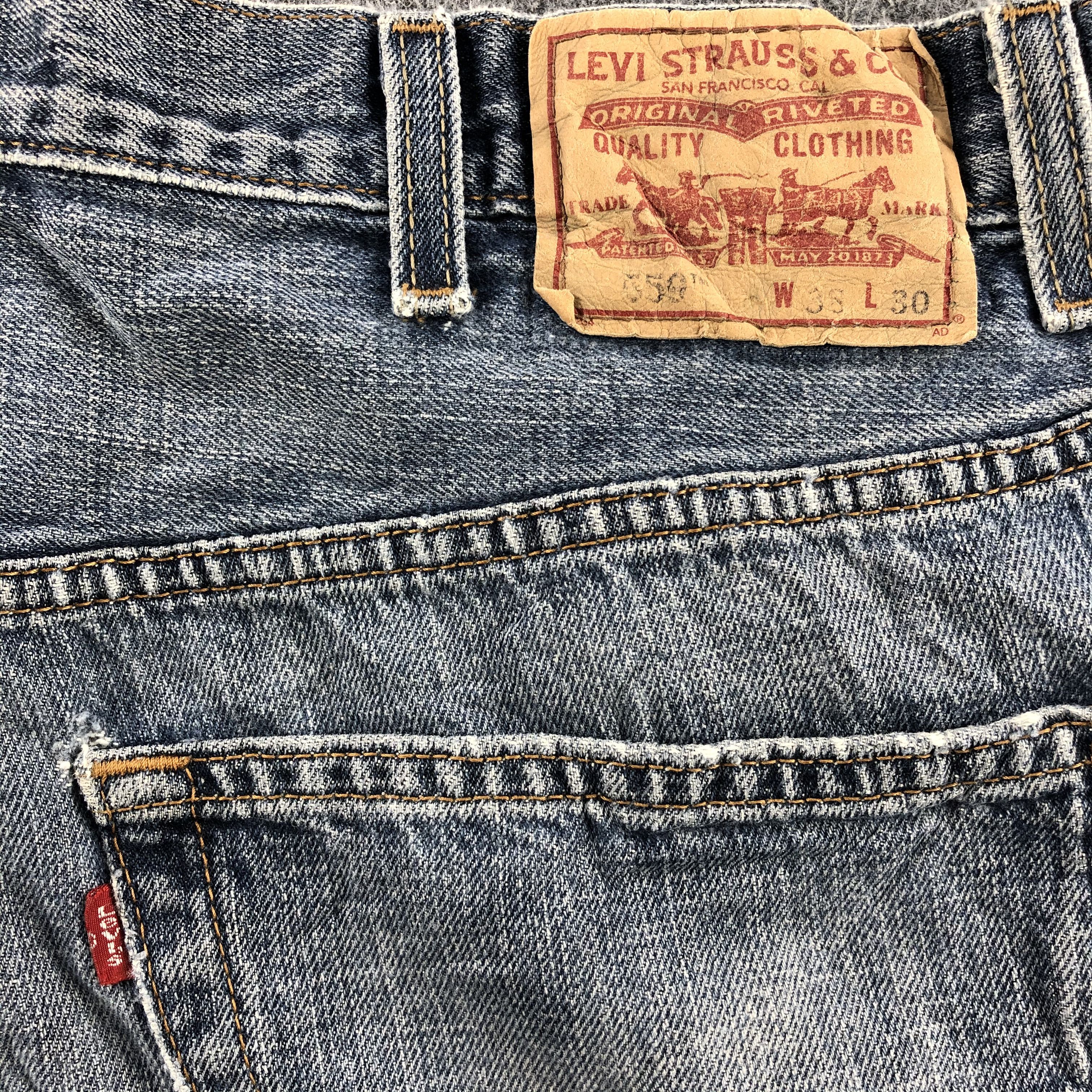 Levi's Vintage Light Wash Levis 559 Jeans-J1240 Size US 37 - 5 Thumbnail