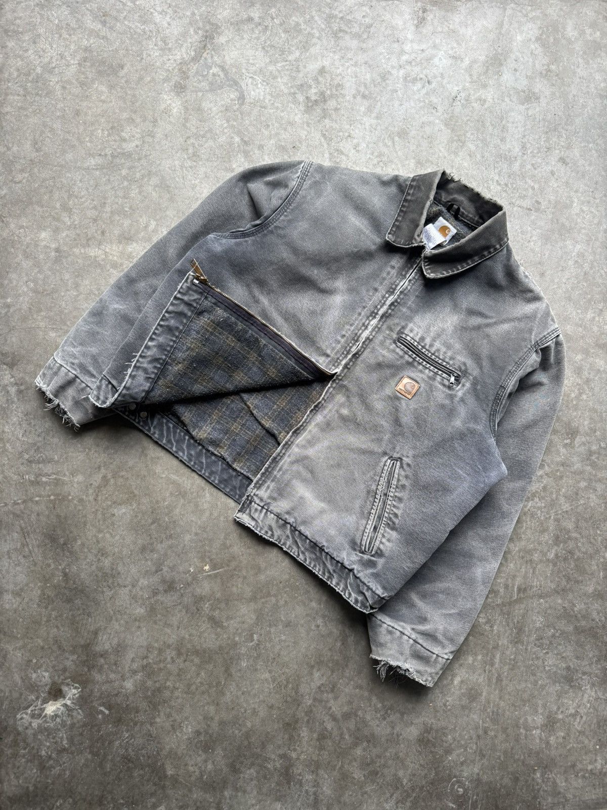 Carhartt Carhartt Faded Grey Detroit Jacket J97 PTL Workwear Jacket Size US XL / EU 56 / 4 - 2 Thumbnail