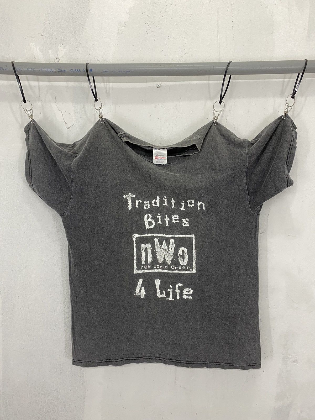 Vintage Vintage New World Order Tradition Bites 4 Life Size US M / EU 48-50 / 2 - 1 Thumbnail