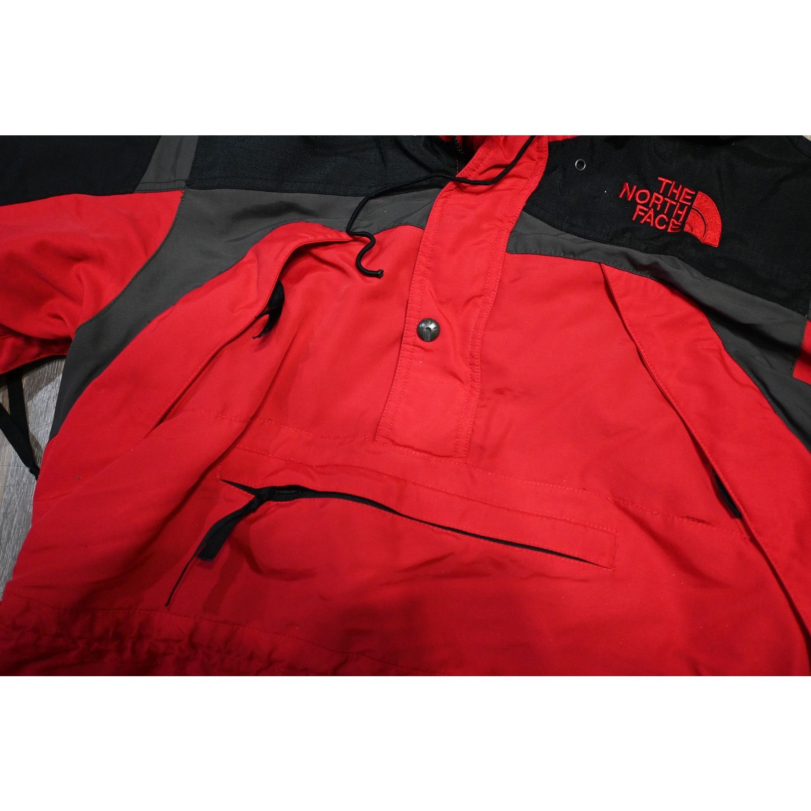 The North Face The North Face Vintage Anorak Jacket Mens Medium Red Black Size US M / EU 48-50 / 2 - 5 Thumbnail