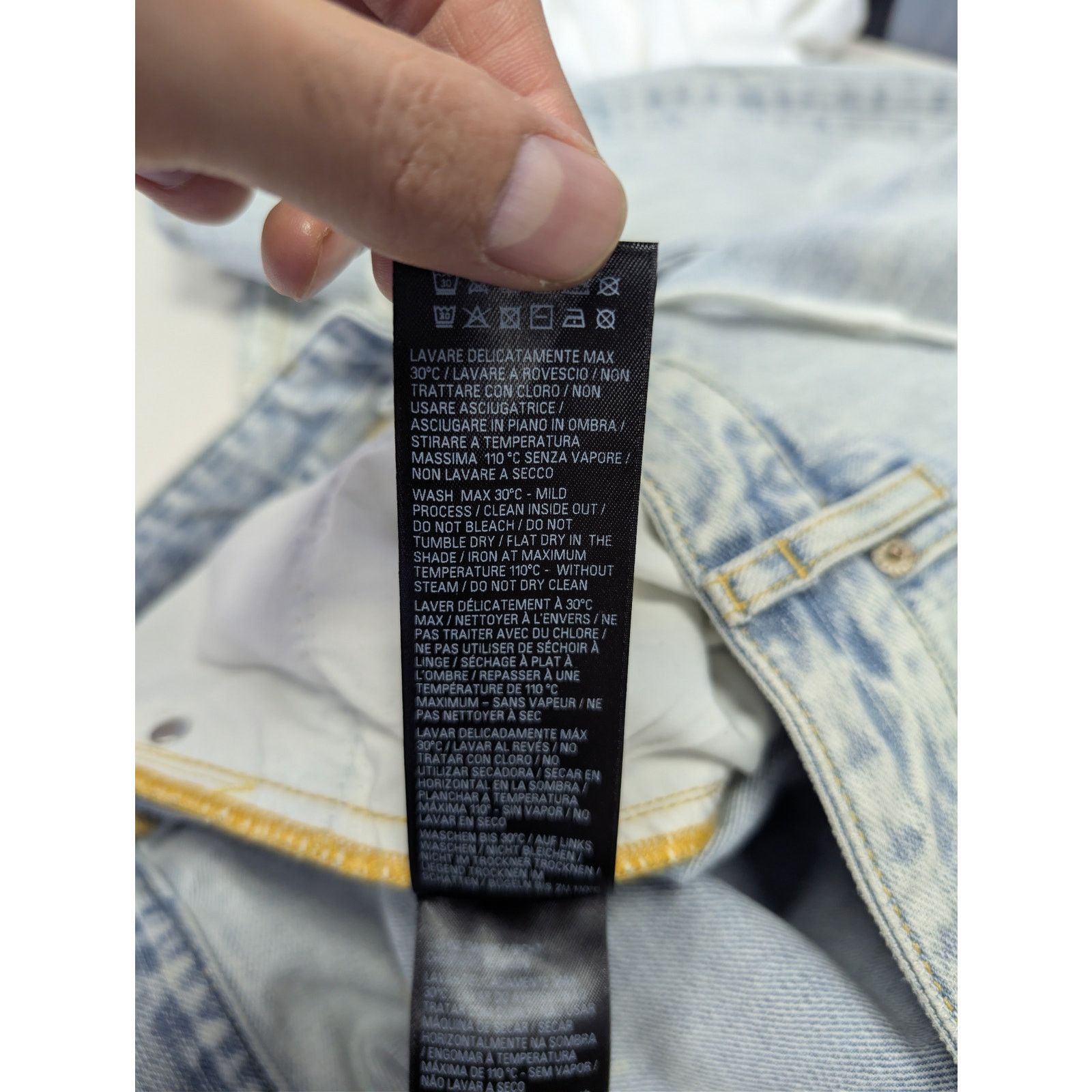 Balenciaga o1rshd1 Oversized Baggy Denim Pants in Bleached Ring Size US 32 / EU 48 - 18 Thumbnail