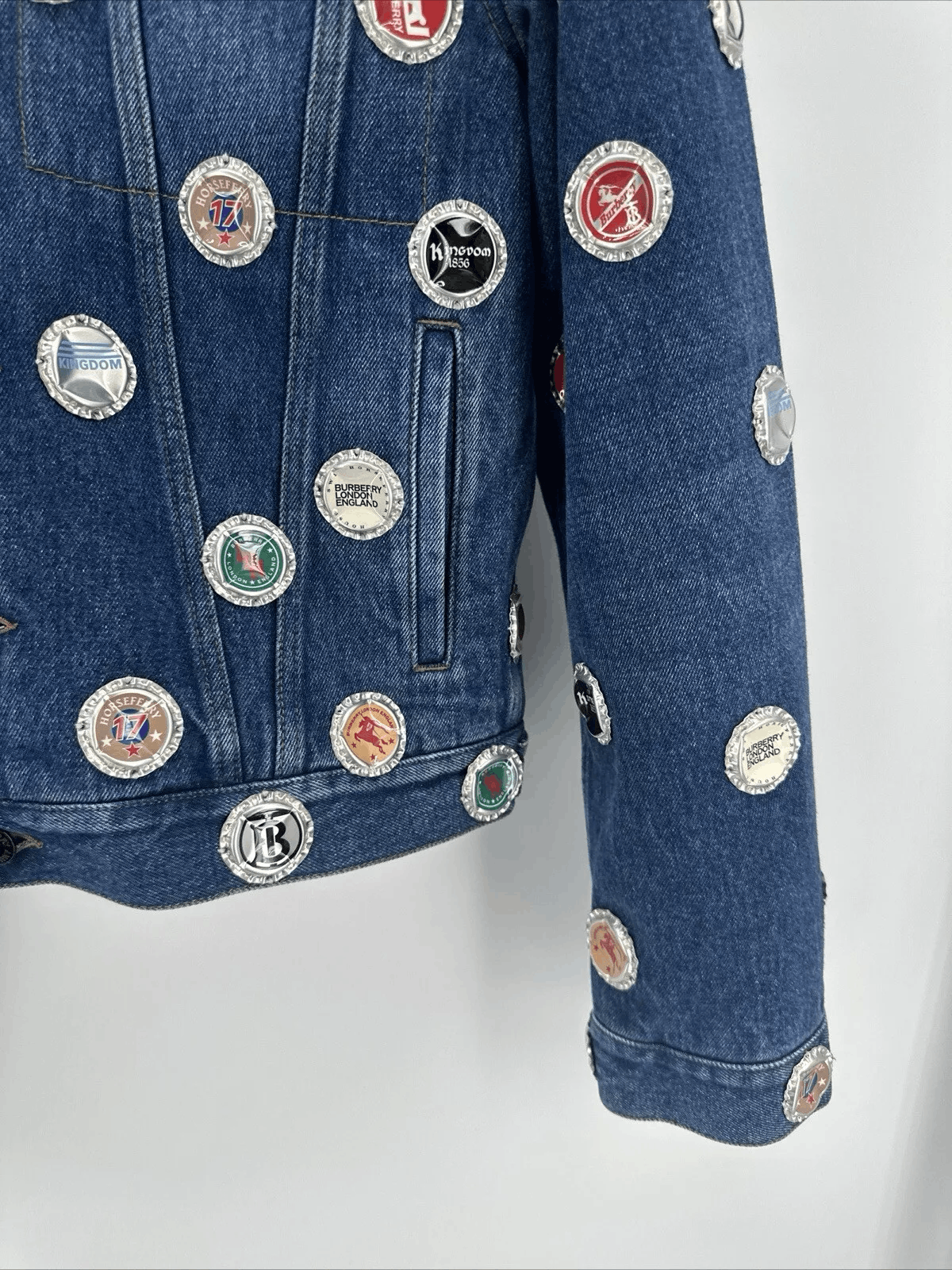 Burberry Burberry Bottle Cap Detail Denim Jacket Size 48 Size US M / EU 48-50 / 2 - 6 Thumbnail