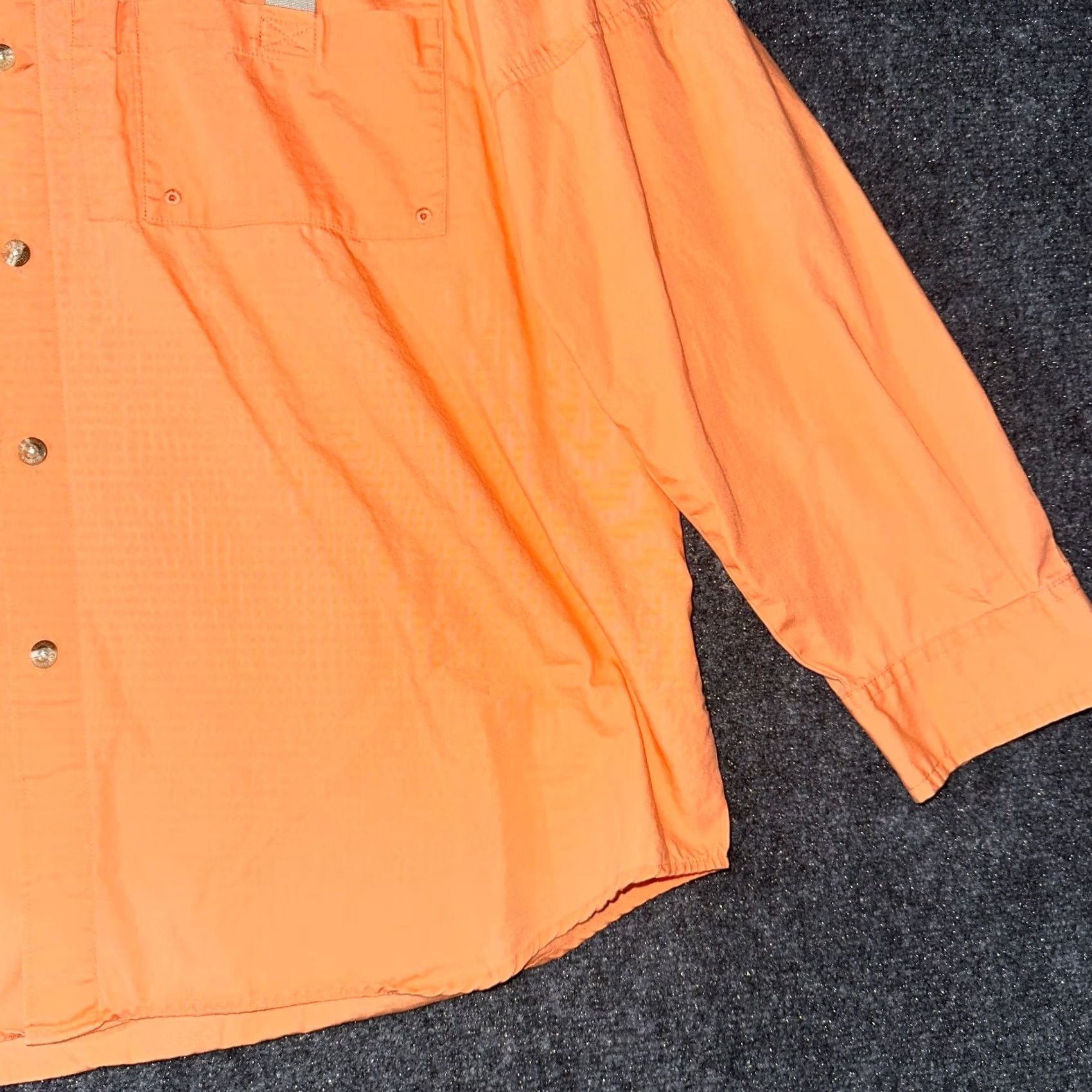 Vintage Columbia PFG Shirt Mens Large Orange Breathable Pockets Fishing Outdoor Vent Button Closure Size US L / EU 52-54 / 3 - 2 Thumbnail