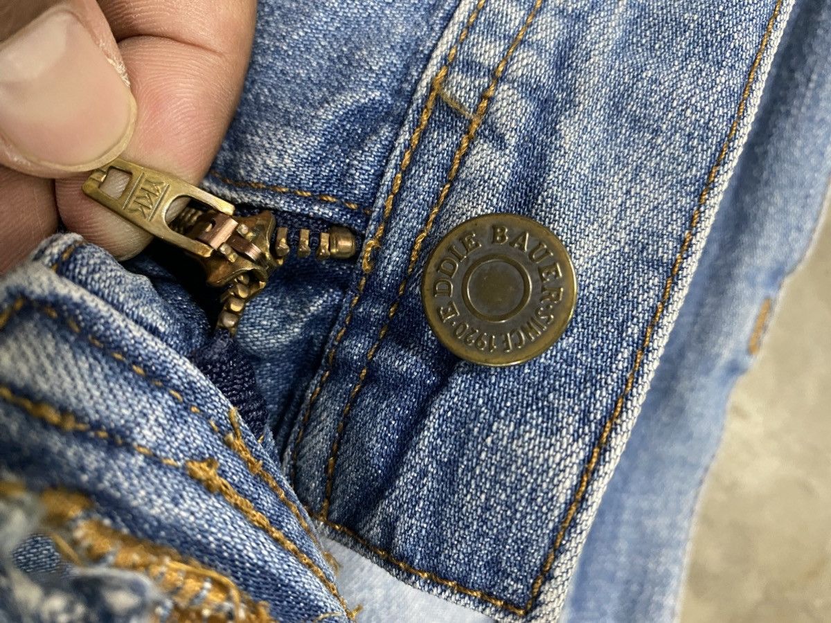 Eddie Bauer × JNCO × Vintage Vintage 90s Eddie Bauer Baggy Jeans p192 Size US 33 - 14 Thumbnail