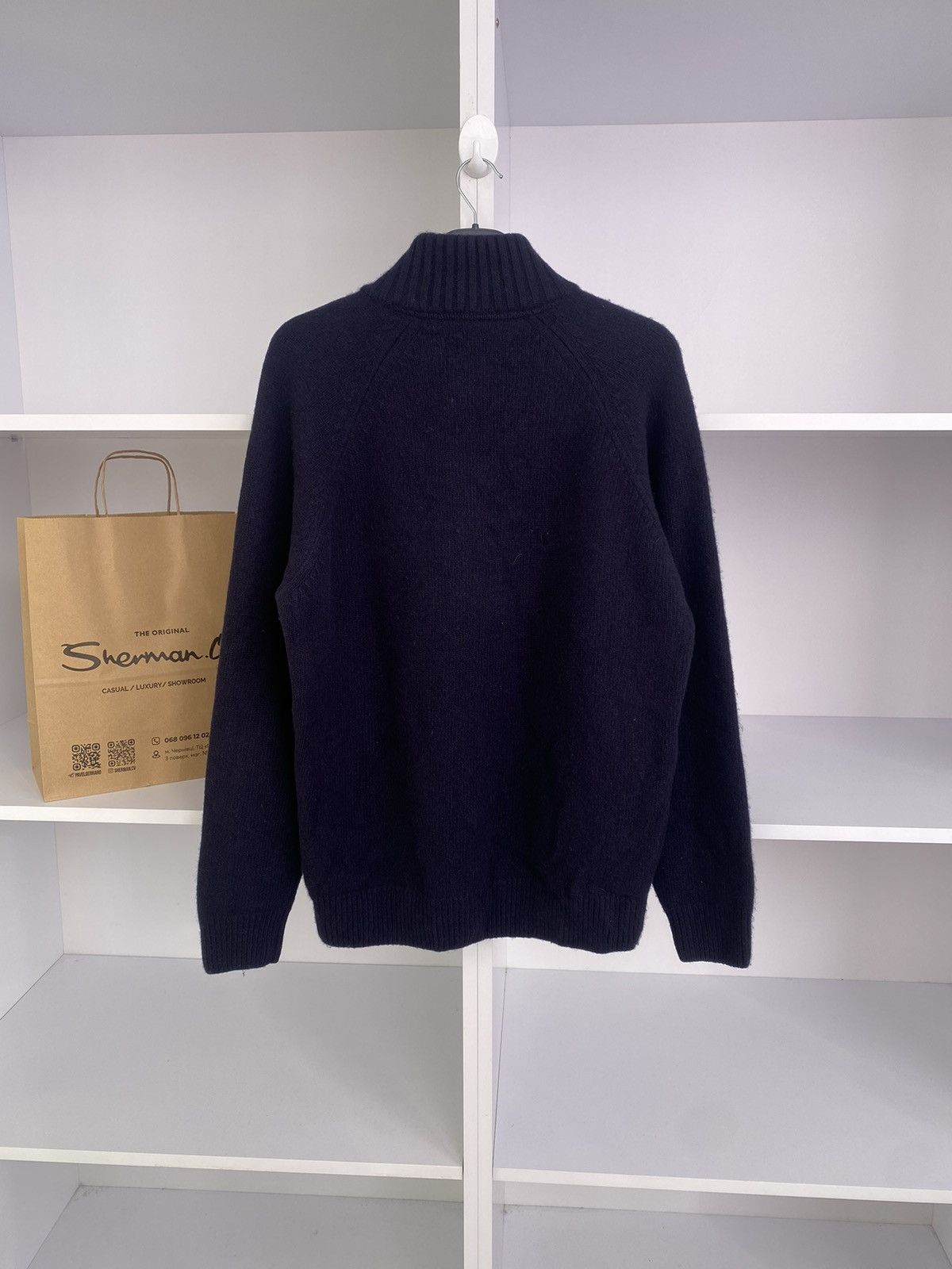 Barbour × Designer × Vintage Vintage Barbour Navy Wool Sweater Size US L / EU 52-54 / 3 - 10 Thumbnail