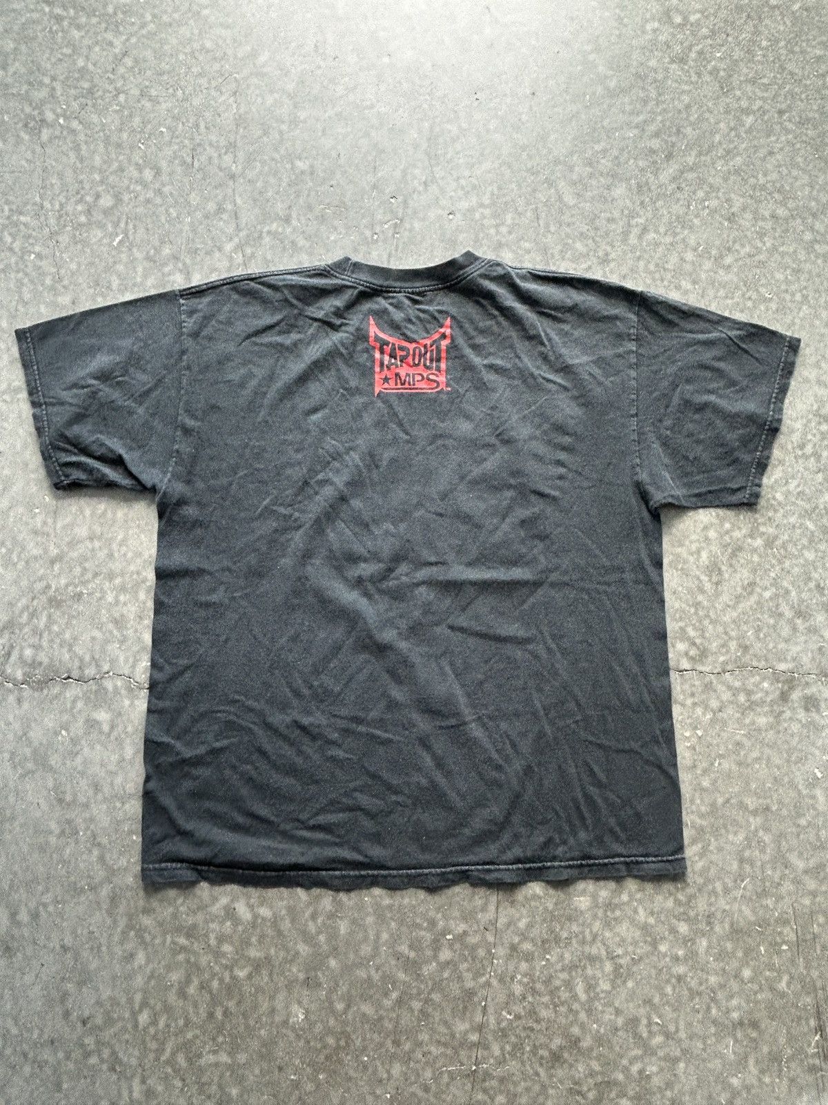 Tapout Vintage Y2K Tapout Graphic Tee Faded Black Size US XL / EU 56 / 4 - 4 Thumbnail