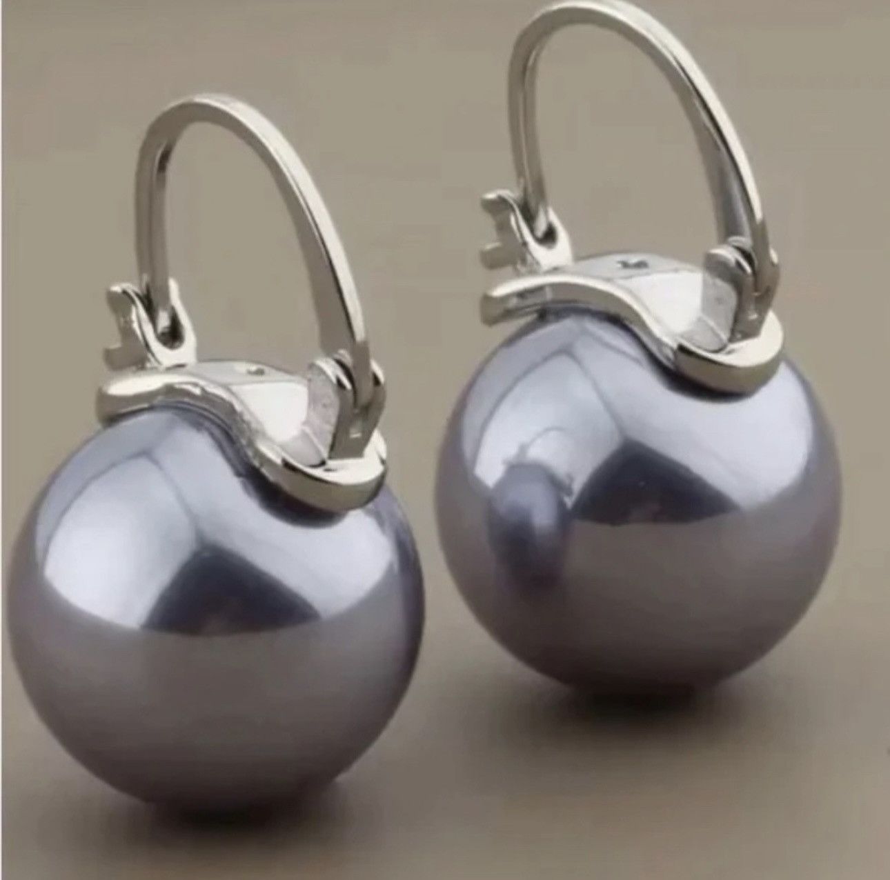 Kate Spade Kate Spade Pearl Drop Earrings in Silver Size ONE SIZE - 1 Thumbnail