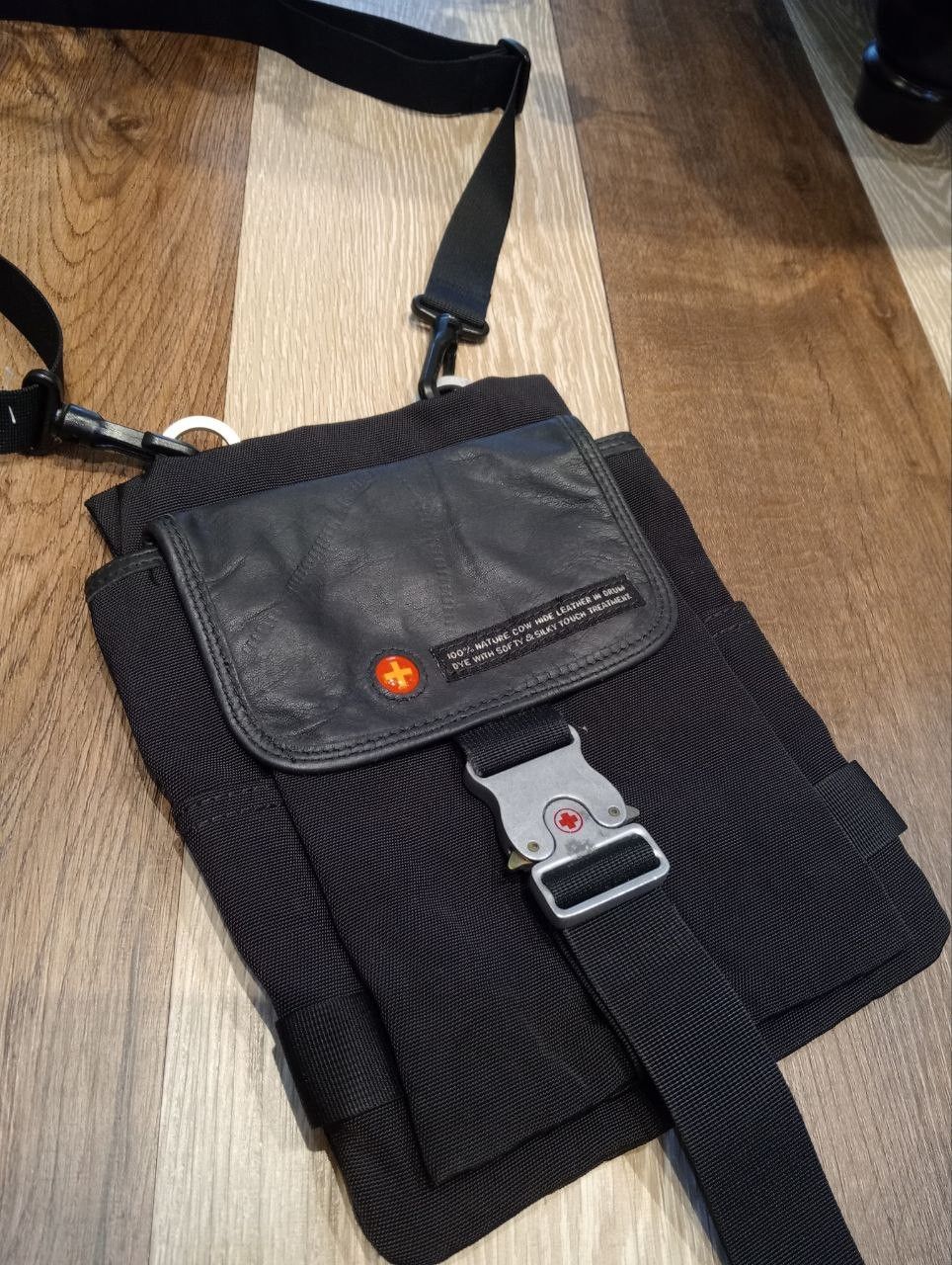 Japanese Brand TOUGH JEANS INC. SLING BAG Size ONE SIZE - 2 Thumbnail