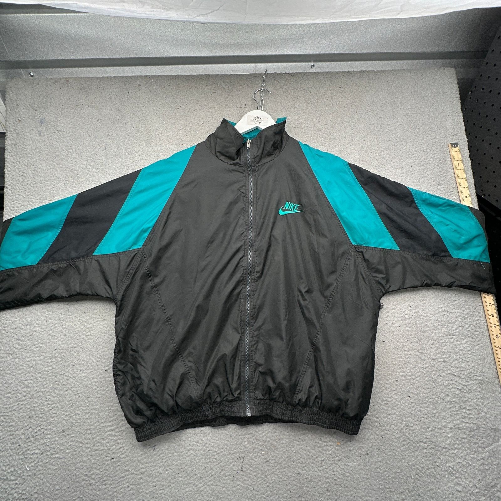 Nike Vintage Nike Teal Black Full Zip Windbreaker Jacket Large Size US L / EU 52-54 / 3 - 10 Thumbnail