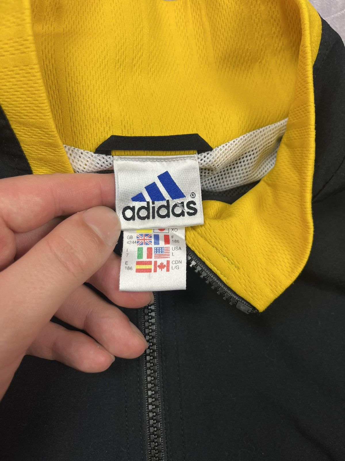 Adidas Vintage Adidas Soccer Jacket Yellow/Black SV POLICH/SCHLEICH Size US L / EU 52-54 / 3 - 13 Thumbnail