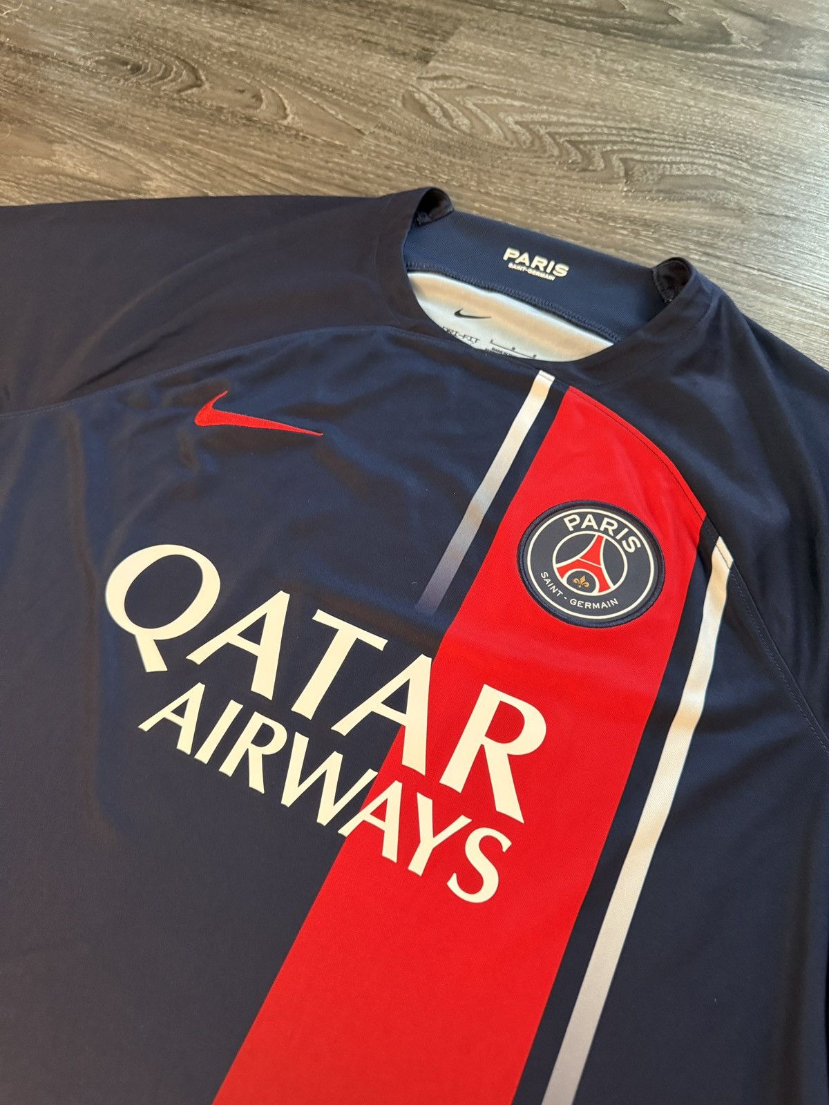 Nike Nike PSG Soccer Jersey Size US L / EU 52-54 / 3 - 2 Thumbnail