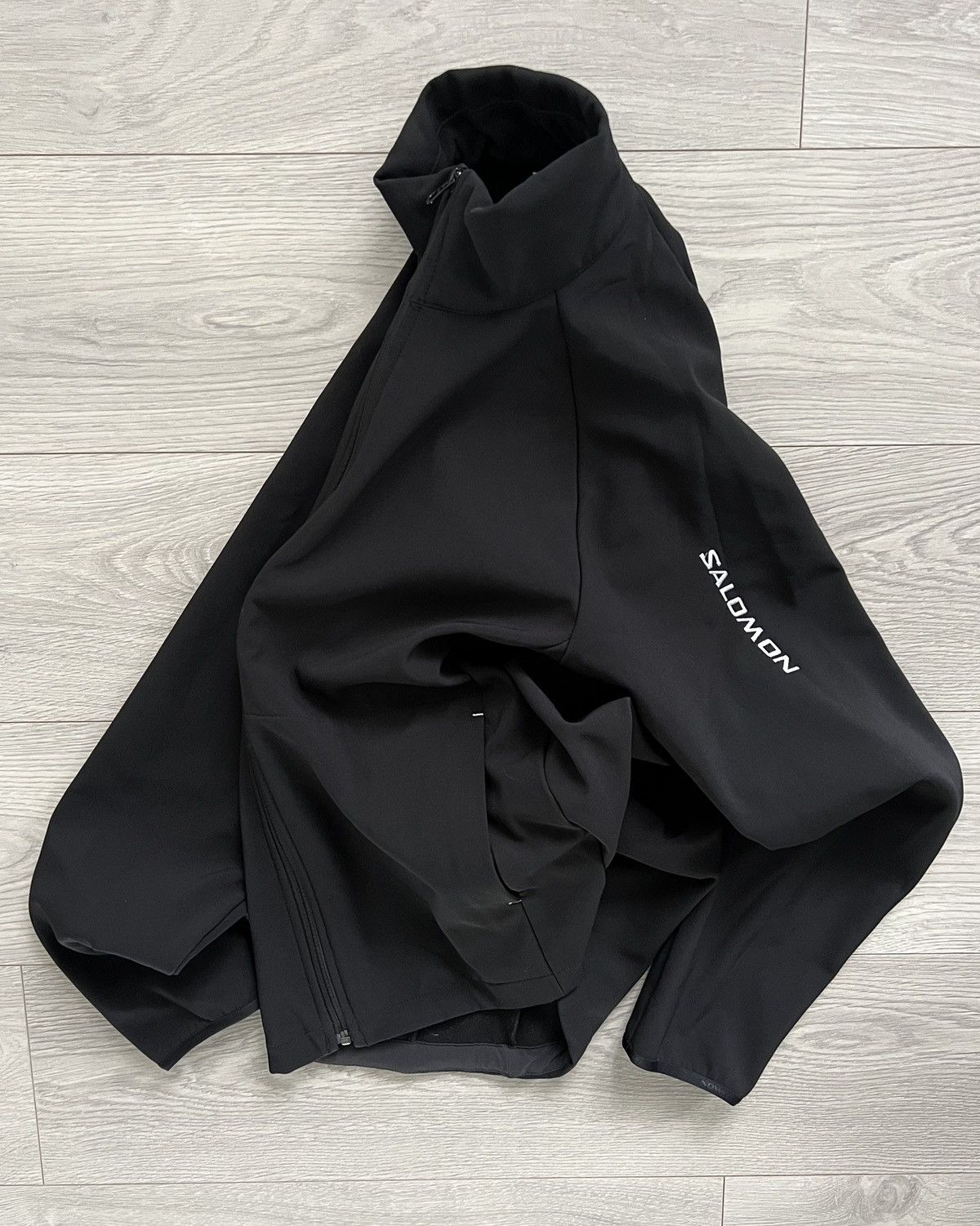 ジャケット・アウター 00s salomon softshell jacket emboss 00s salomon softshell jacket emboss 【公式通販】