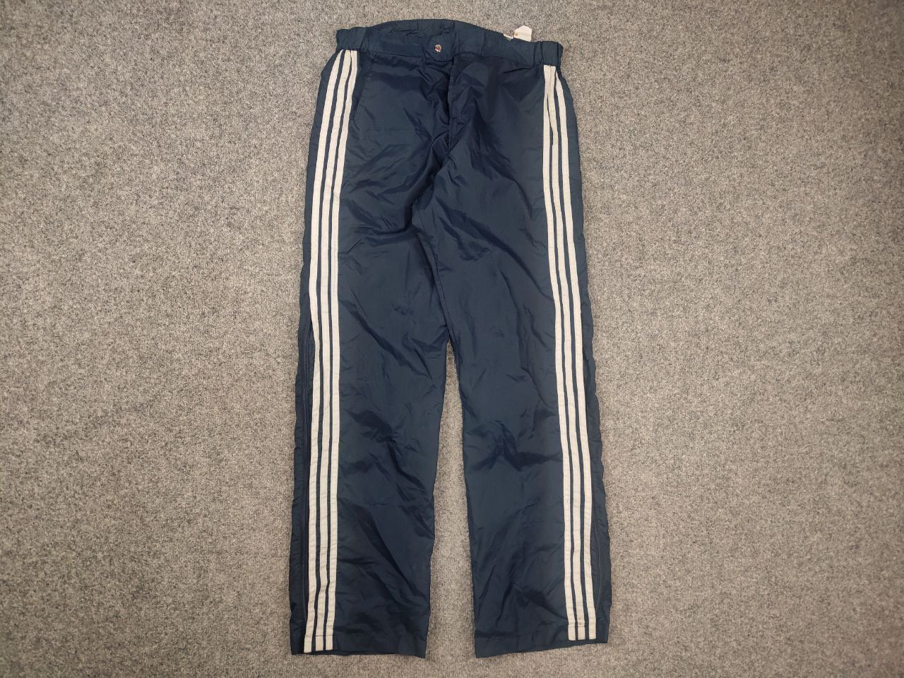 Adidas Vintage 80's Adidas Track Pants baggy Navy Blue 3-Stripes Size US 32 / EU 48 - 5 Thumbnail