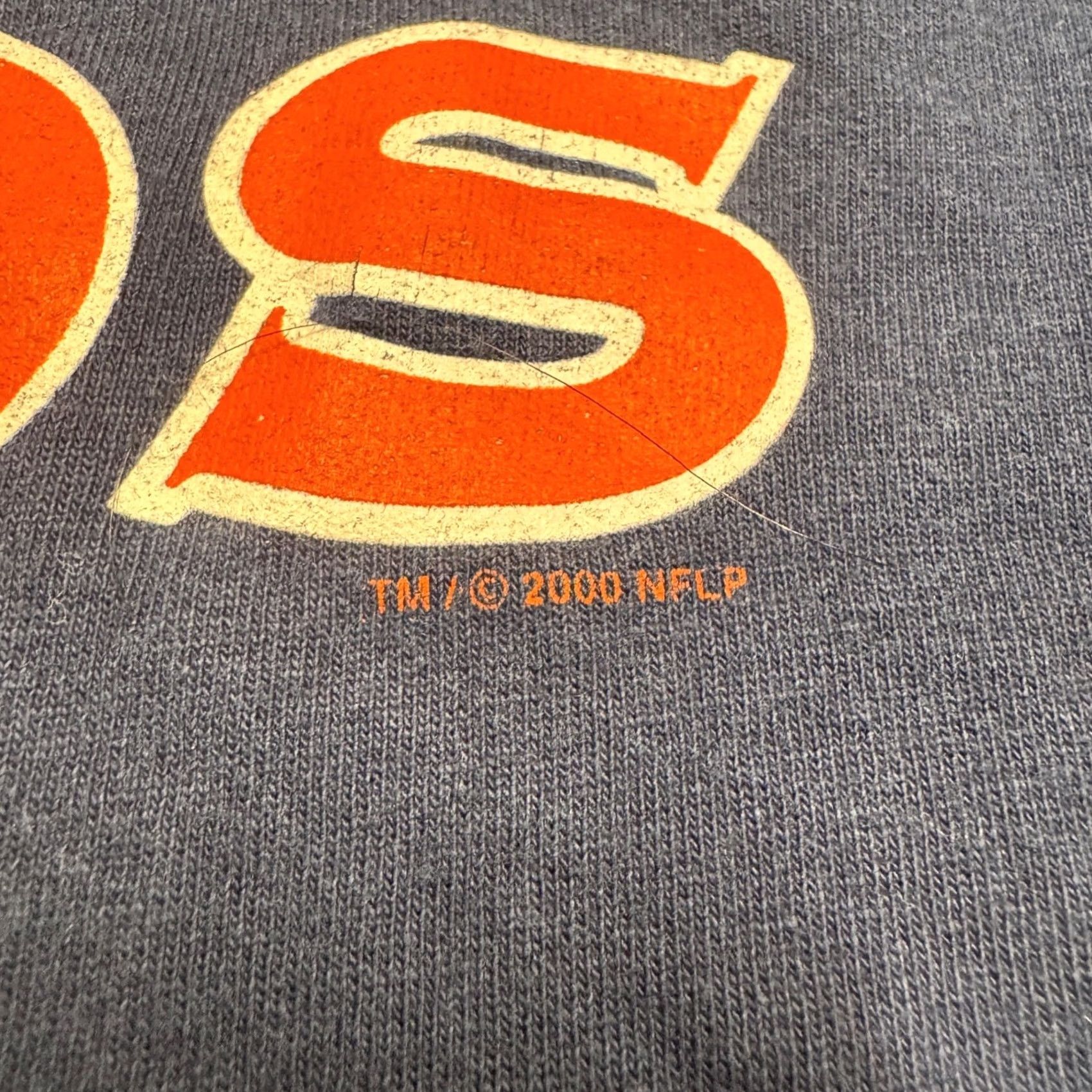 LeSportsac VINTAGE Lee Sports NFL T-Shirt Men XL 2000s Broncos 100% Cotton Blue Shirt Mens XL Brown? Size US XL / EU 56 / 4 - 8 Thumbnail
