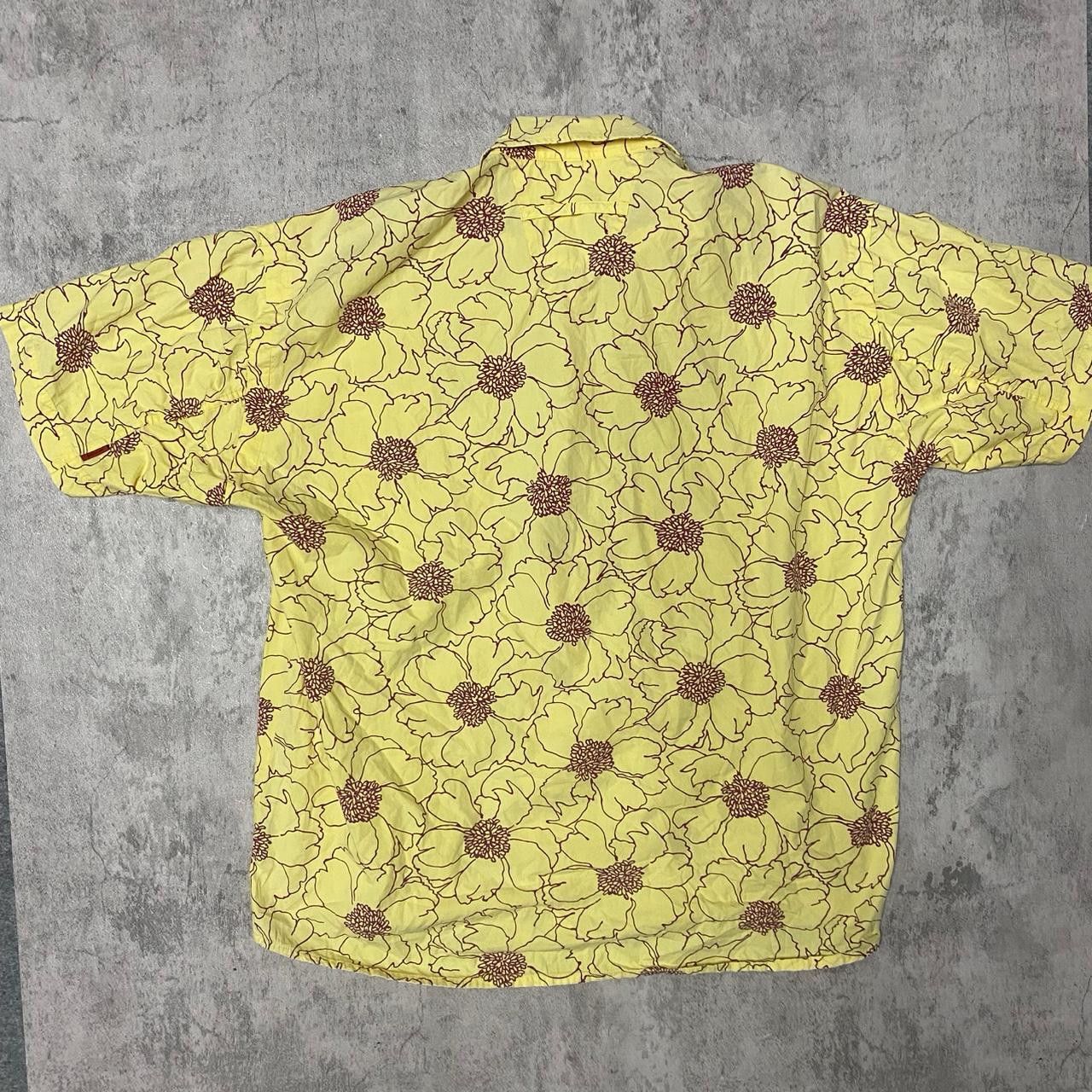 Other Yellow floral button-up shirt with brown accents Size US L / EU 52-54 / 3 - 4 Thumbnail