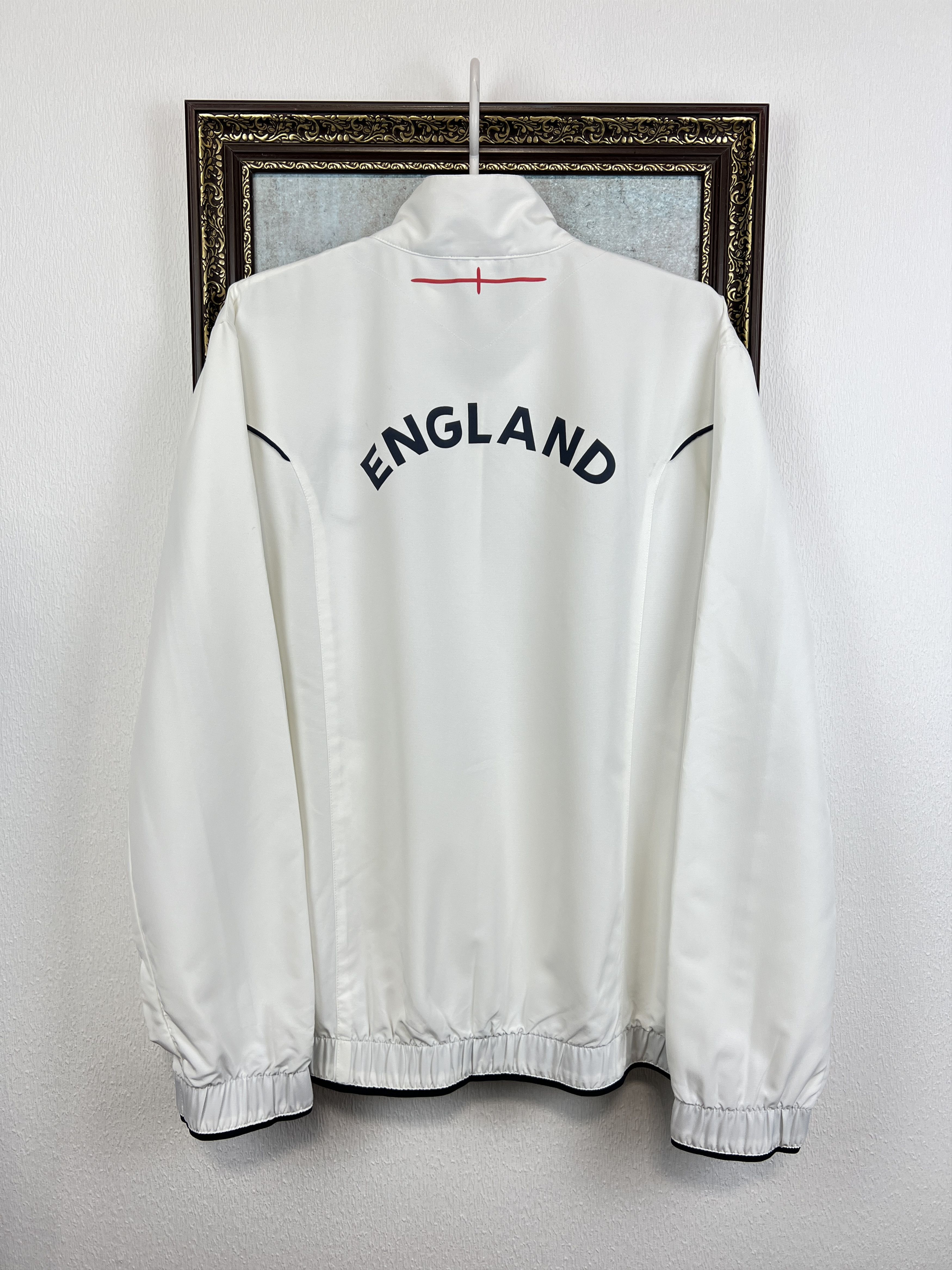 Umbro England Football Train Track Top Jacket National Team Rare Size US L / EU 52-54 / 3 - 11 Thumbnail