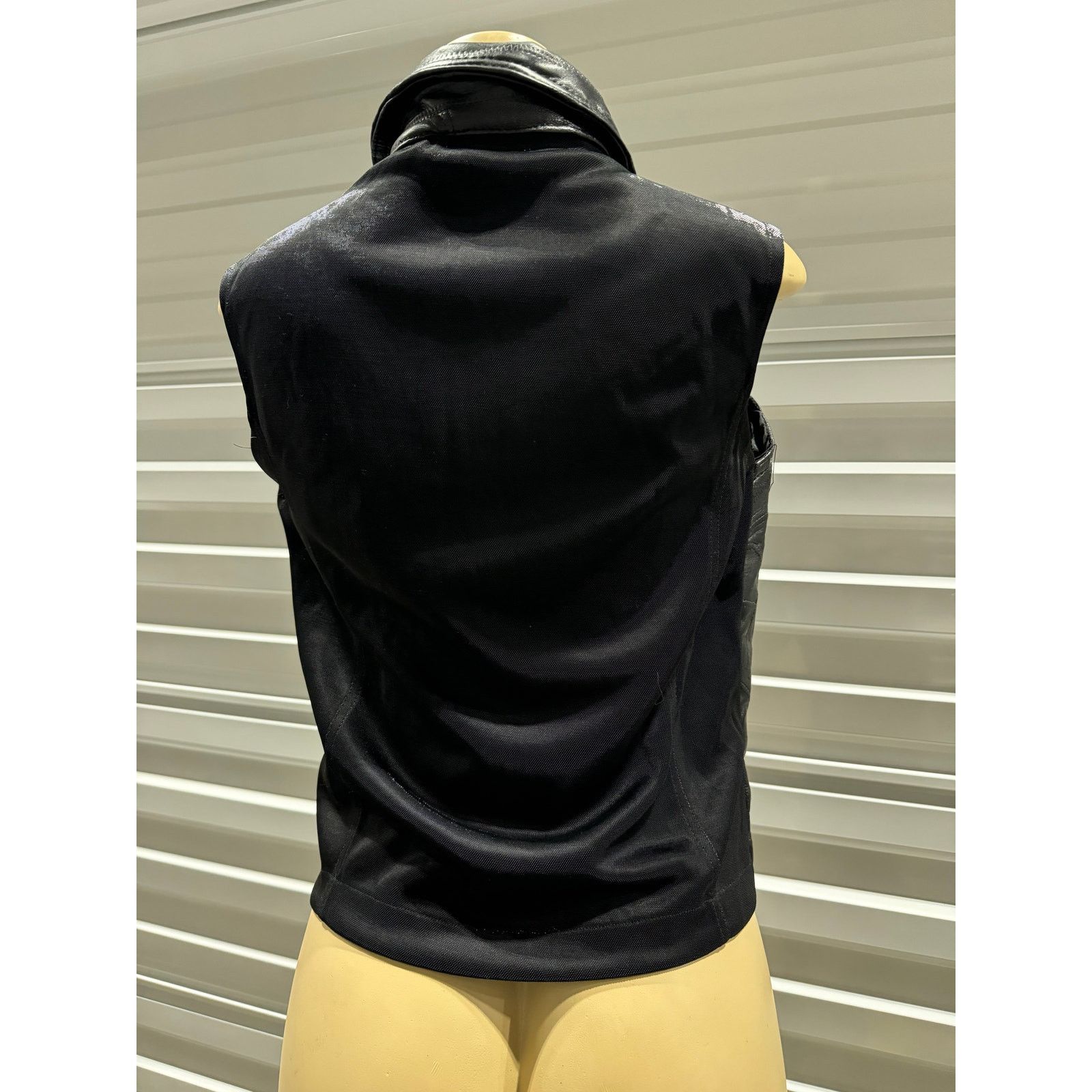Vintage leather vest Size L / US 10 / IT 46 - 6 Thumbnail