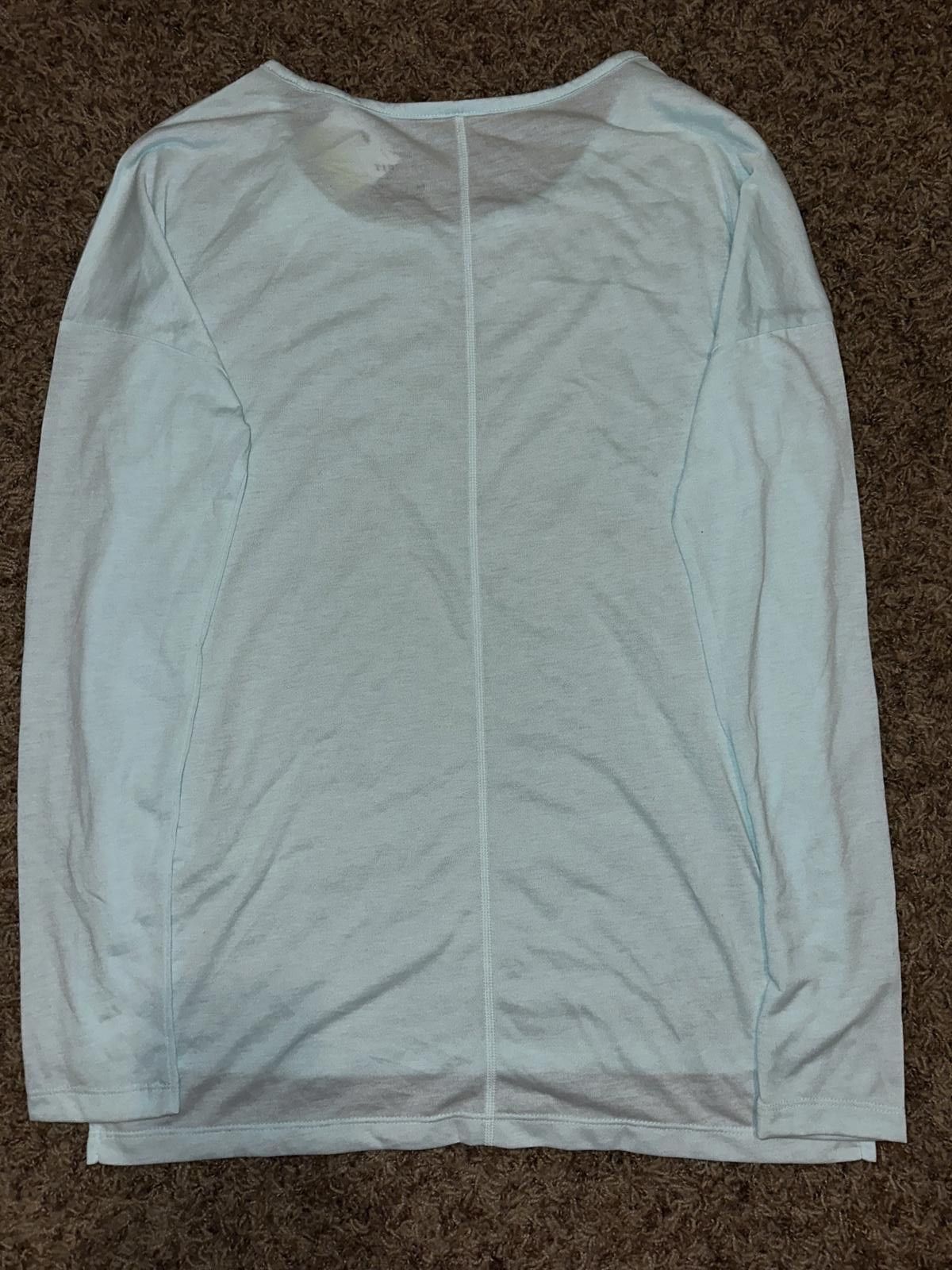 Nike Nike Women's Yoga Long Sleeve Shirt Sample Size S / US 4 / IT 40 - 2 Thumbnail