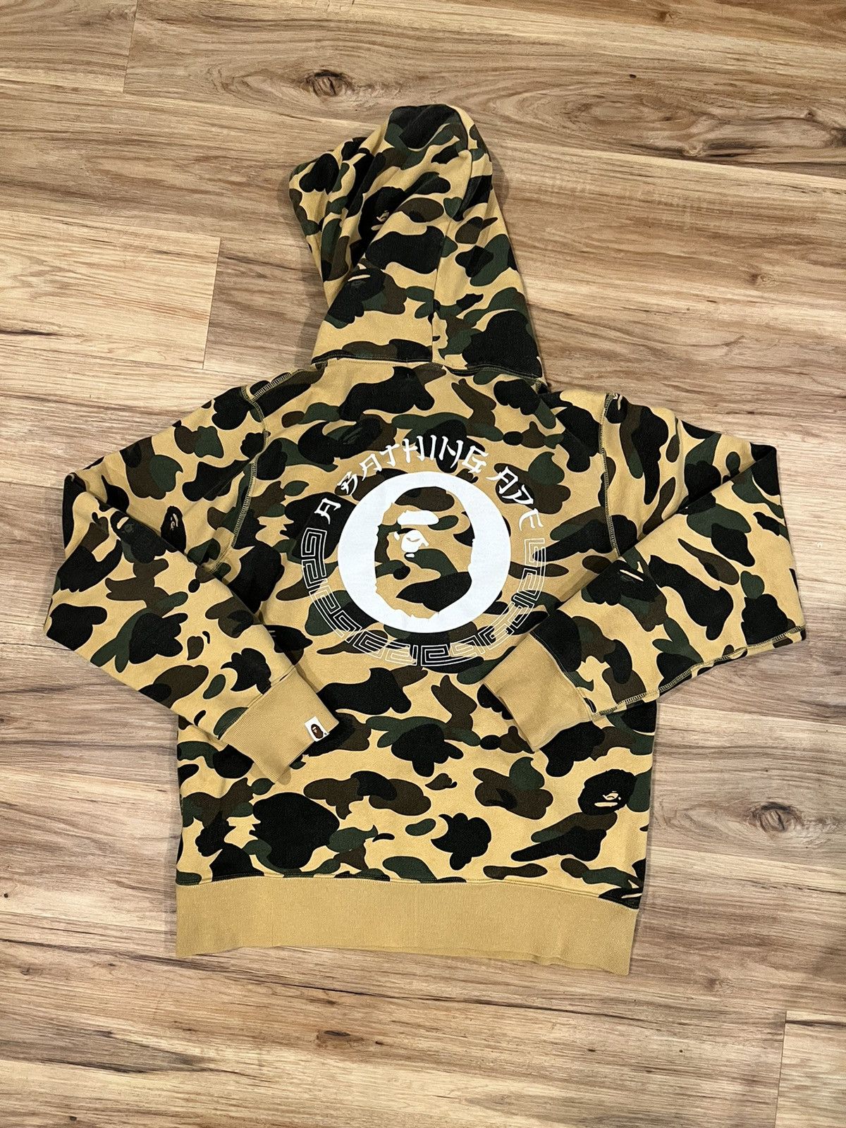Bape 1st Camo Kanji Pullover Hoodie Size US M / EU 48-50 / 2 - 2 Thumbnail
