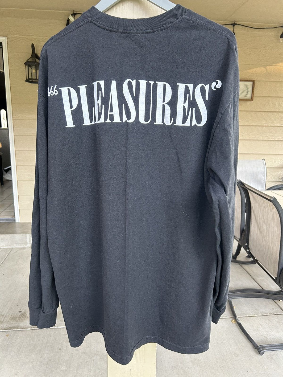 Pleasures Pleasures cow girl long sleeve Size US XL / EU 56 / 4 - 3 Thumbnail