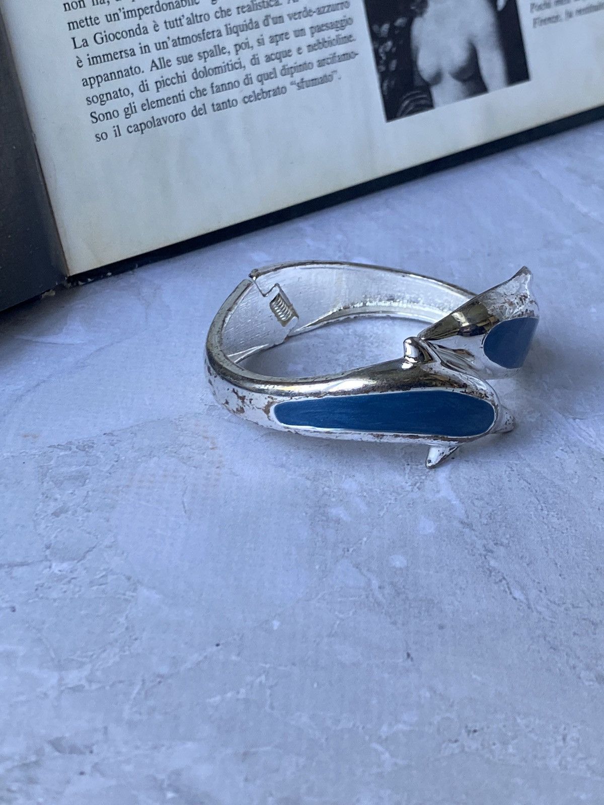 Japanese Brand × Jewelry × Vintage Vintage Dolphin Bracelet w/ Blue Enamel Size ONE SIZE - 10 Thumbnail