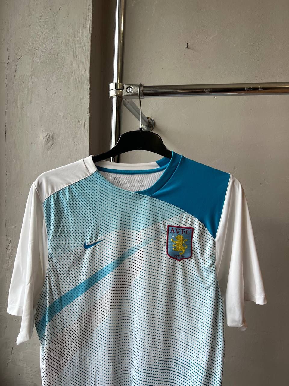 Nike 2007/08 ASTON VILLA TRAINING SOCCER JERSEY FOOTBALL SHIRT M Size US M / EU 48-50 / 2 - 3 Thumbnail