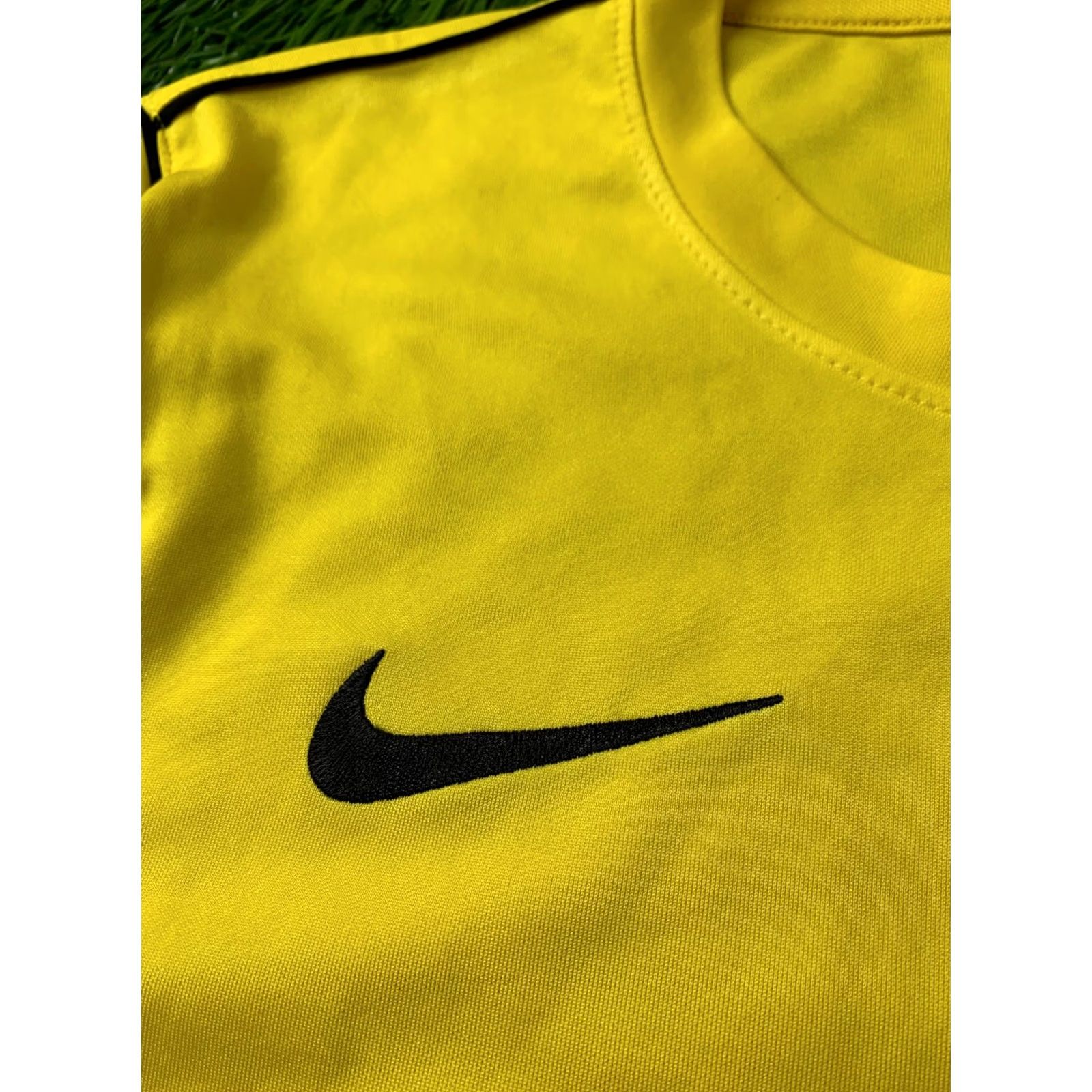 Nike NIKE DRI-FIT PARK ORIGINAL 2020 MEN SHIRT T-Shirt SIZE S Yellow and Black Football Jersey Short Sleeve Crew Neck Nike Park Mens Size US S / EU 44-46 / 1 - 3 Thumbnail