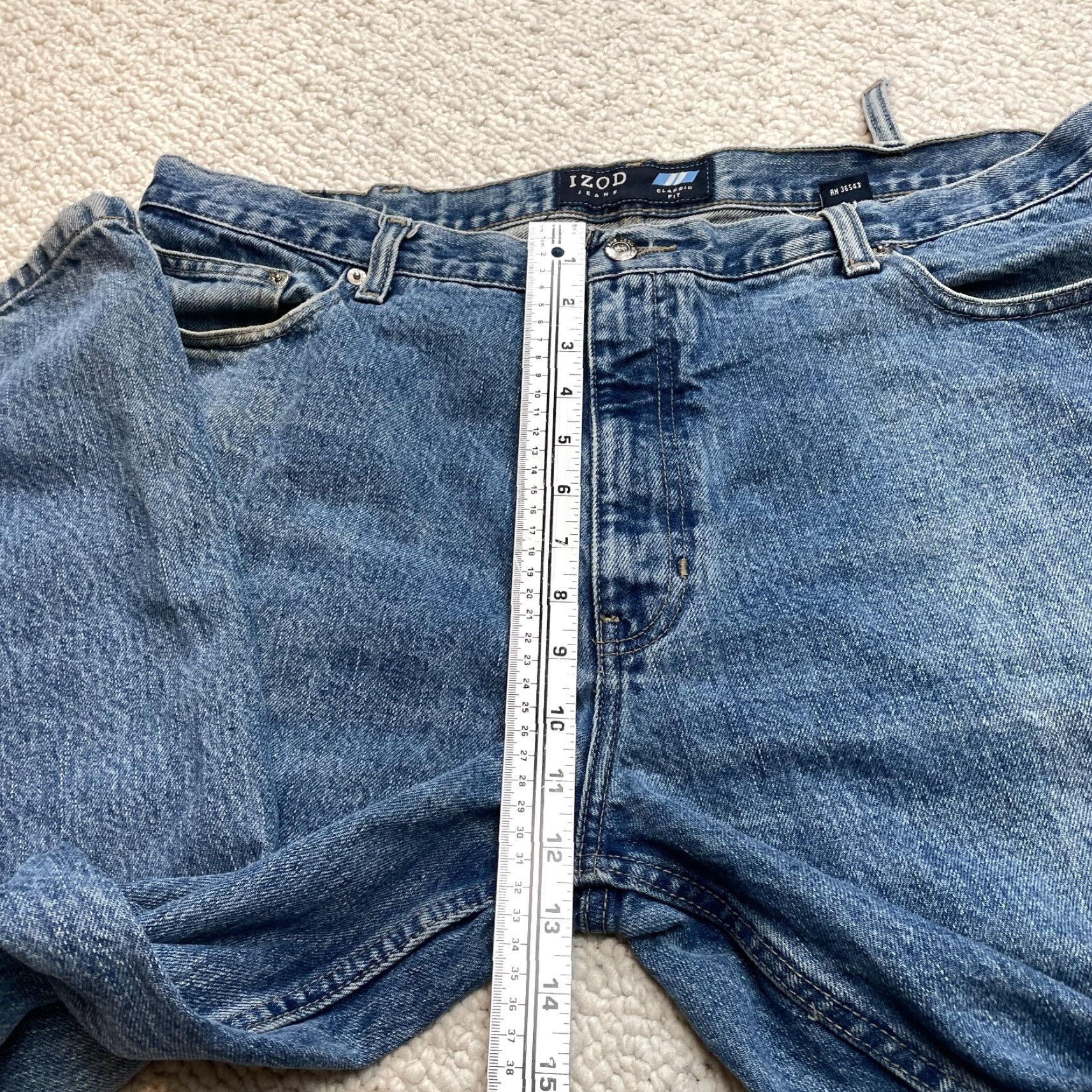 Izod VINTAGE IZOD Jeans Men 42x30 Blue Denim Classic Fit Waist Dark Wash Straight Jeans 5-Pocket Mens Size US 42 / EU 58 - 4 Thumbnail