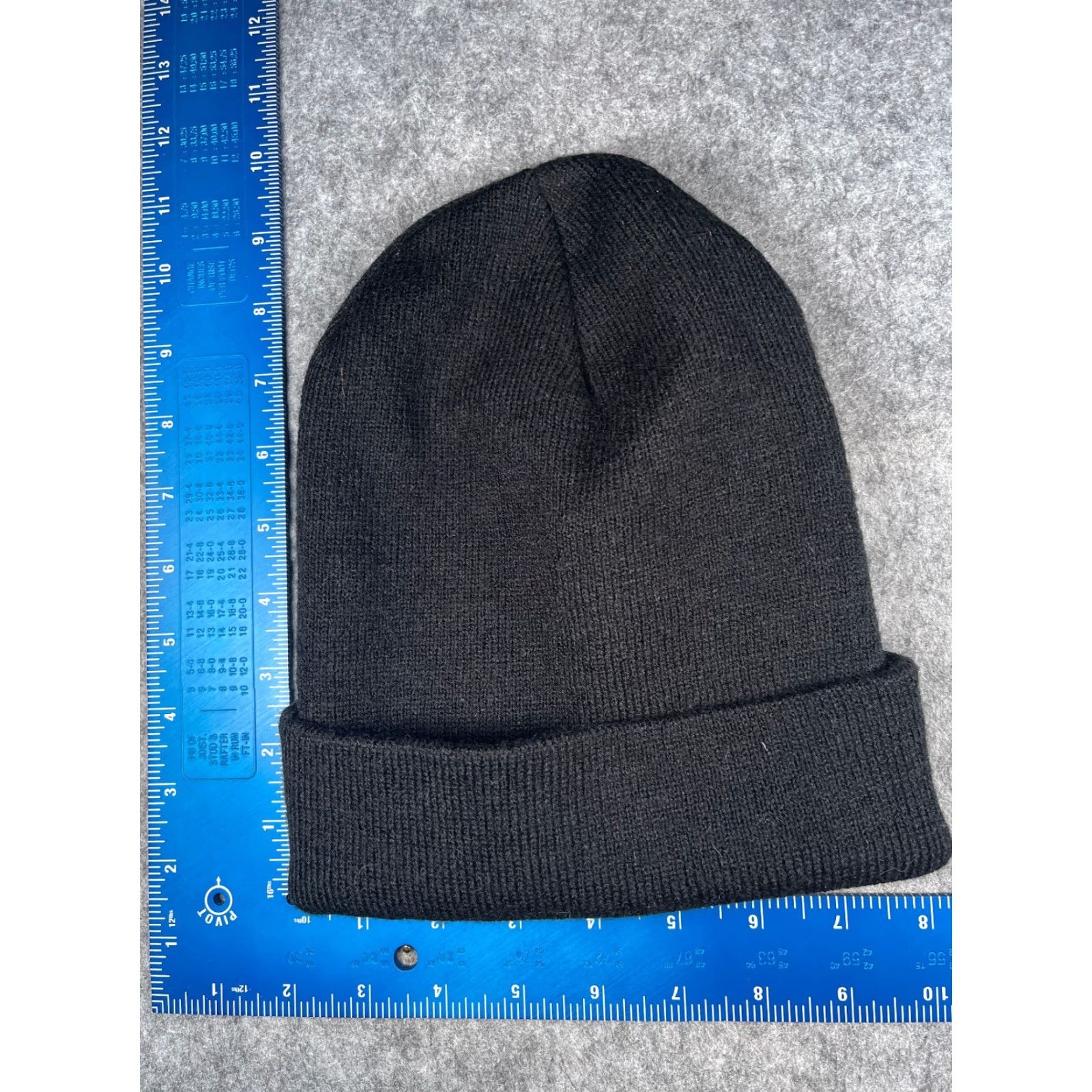 Vintage VINTAGE? No, Actually: Union Made Beanie Toque Adult One Size Black Knit 100% Acrylic Made USA Size ONE SIZE - 4 Thumbnail