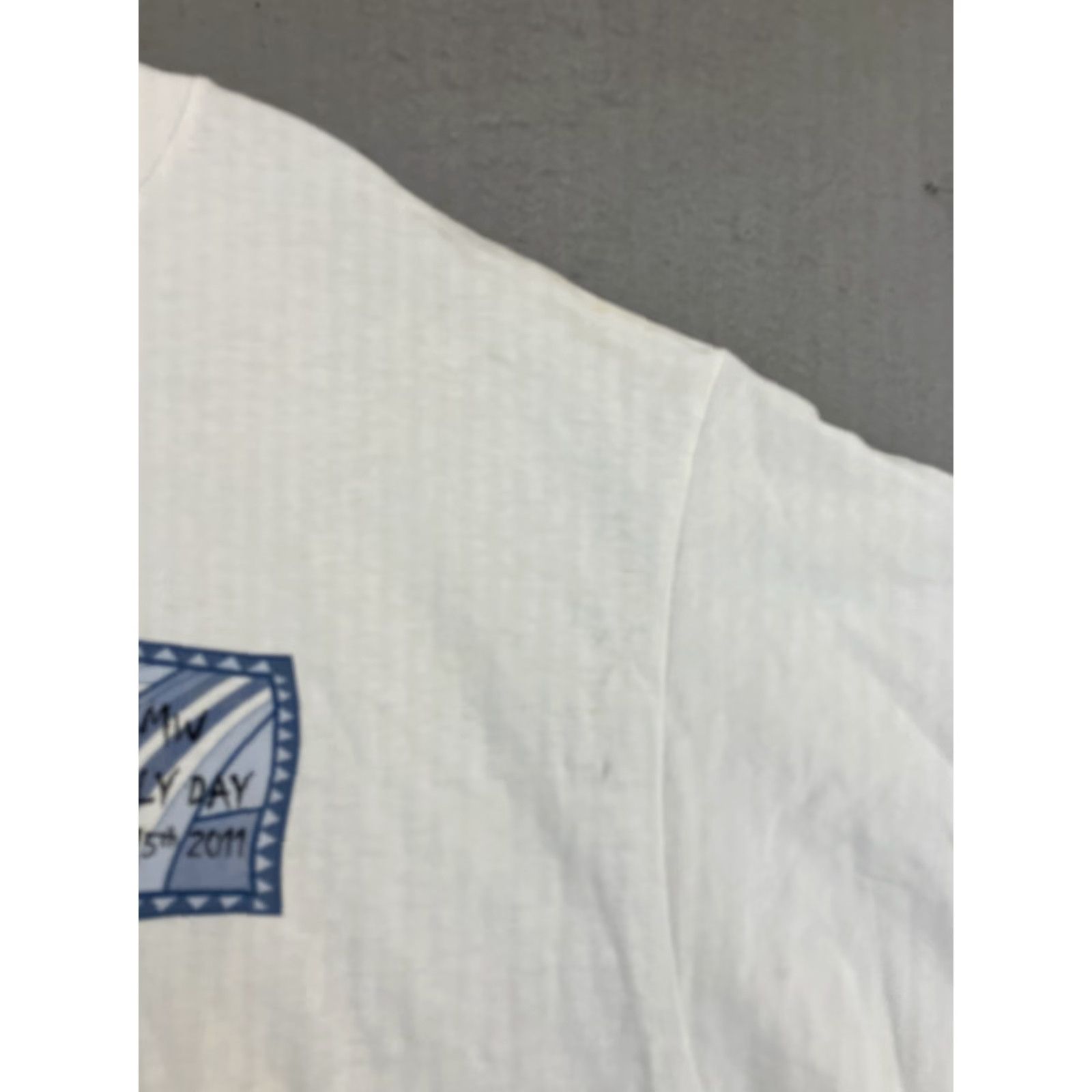 BMW This is How We Roll BMW Family Day 2011 Graphic TShirt Adults White XL Size US XL / EU 56 / 4 - 7 Thumbnail