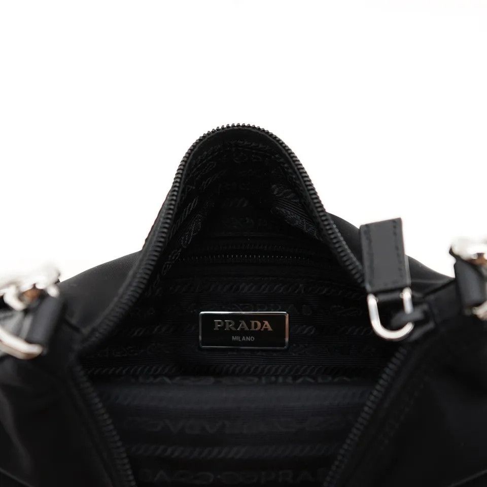 Prada o1srvl11e0624 Size: OS / Shoulder Bag in Black Size ONE SIZE - 6 Thumbnail