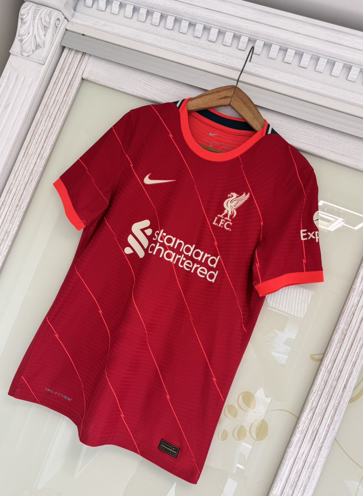 Nike Liverpool 2021-2022 Home Dri-Fit ADV Soccer Jersey Kit Shirt Size US M / EU 48-50 / 2 - 3 Thumbnail