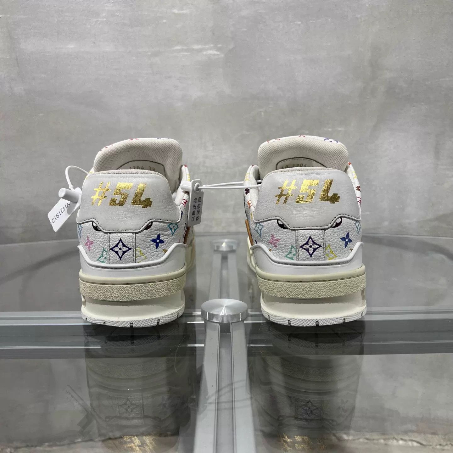Louis Vuitton LV x Takashi Murakami Trainer White Multicolor 38 Size US 7.5 / IT 37.5 - 6 Thumbnail
