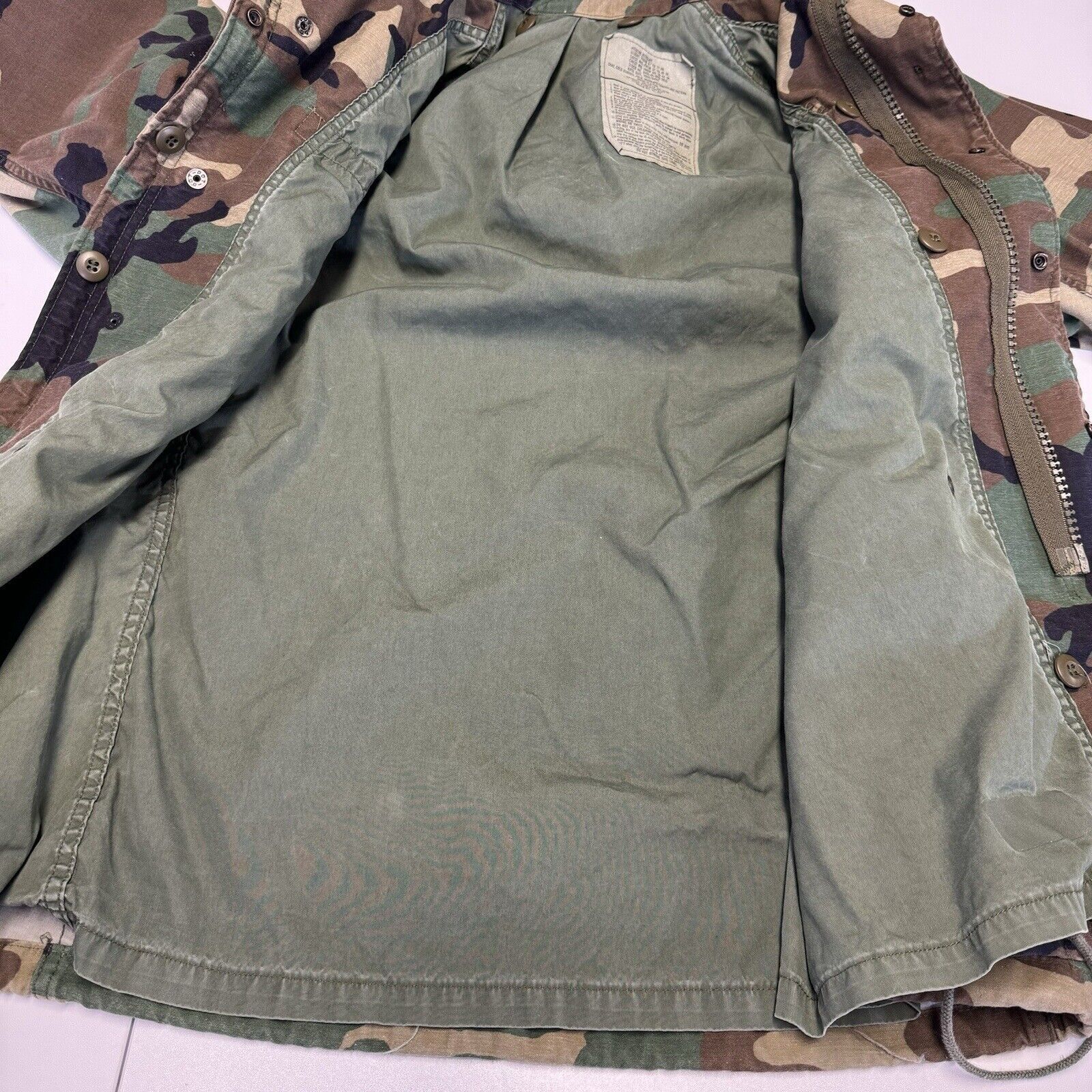 Vintage US Army Camouflage Woodland Combat Field Coat Jacket Mens Me Size US M / EU 48-50 / 2 - 4 Thumbnail