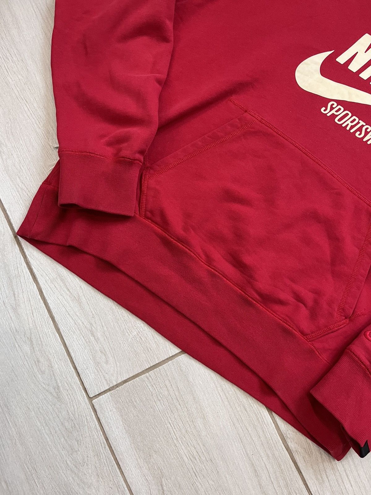 Nike × Vintage Vintage Nike Sportswear Hoodie red blank logo sweatshirt Size US L / EU 52-54 / 3 - 7 Thumbnail