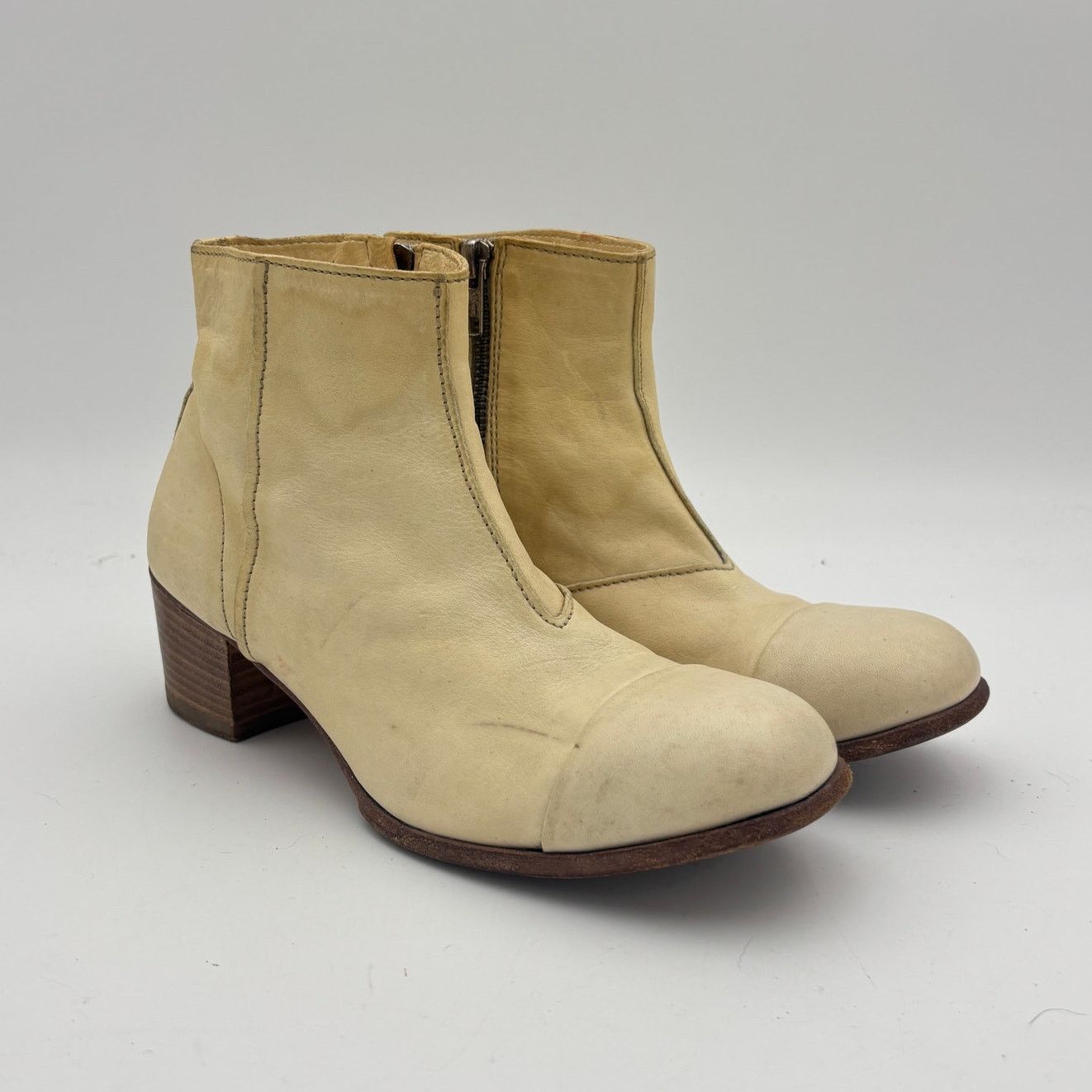 Avant Garde x Moma Italian Leather Ankle Zip Booties Low Heel Shoes Boots 39 in Beige, Women's