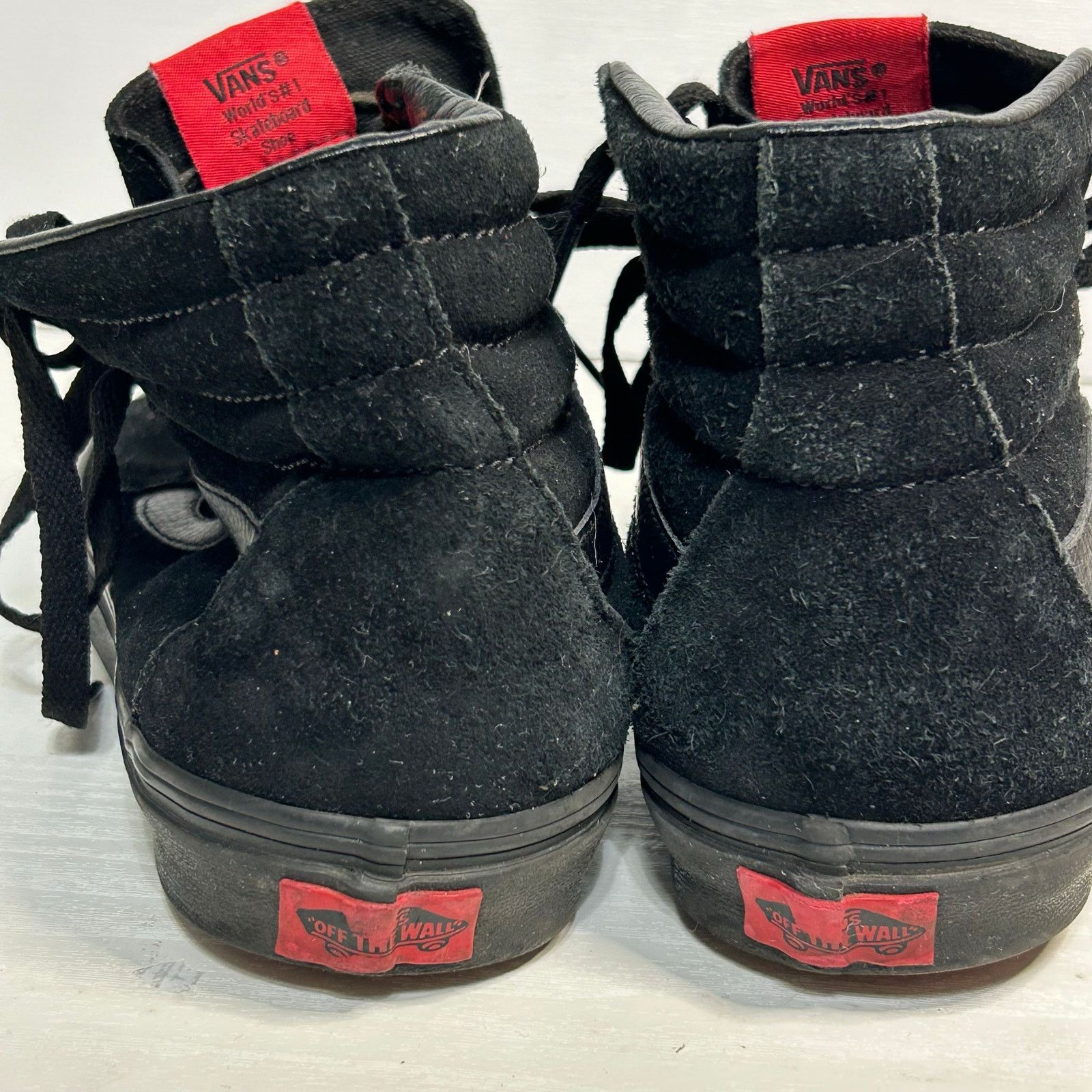 Vans Vans Sk8-Hi Black Suede High Tops Men’s 8 Women’s 9.5 Size US 8 / EU 41 - 8 Thumbnail